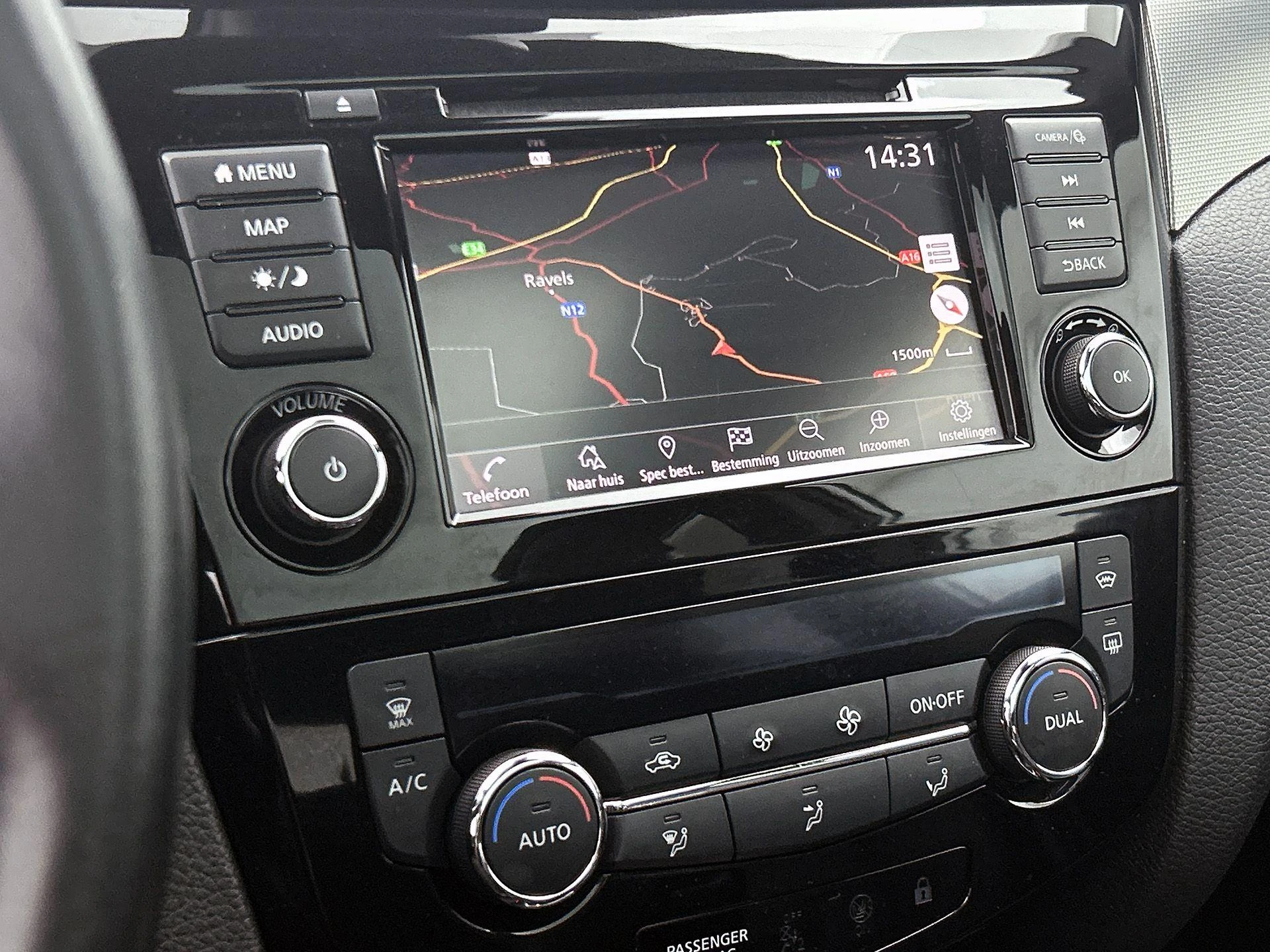Nissan-QASHQAI-image-31