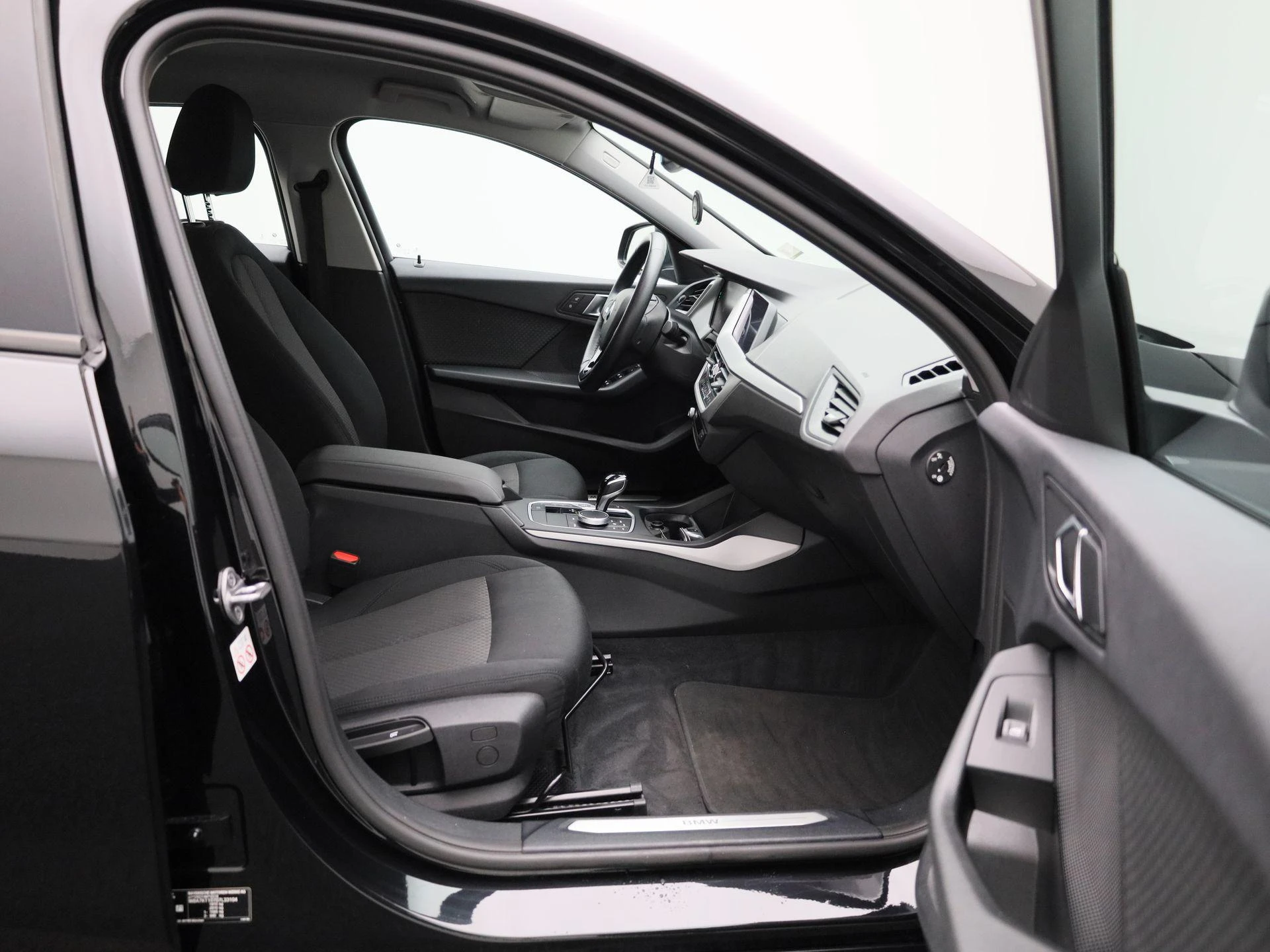 BMW-1 Reeks-image-30