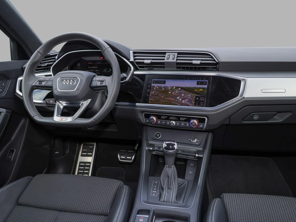 Audi-Q3-image-12
