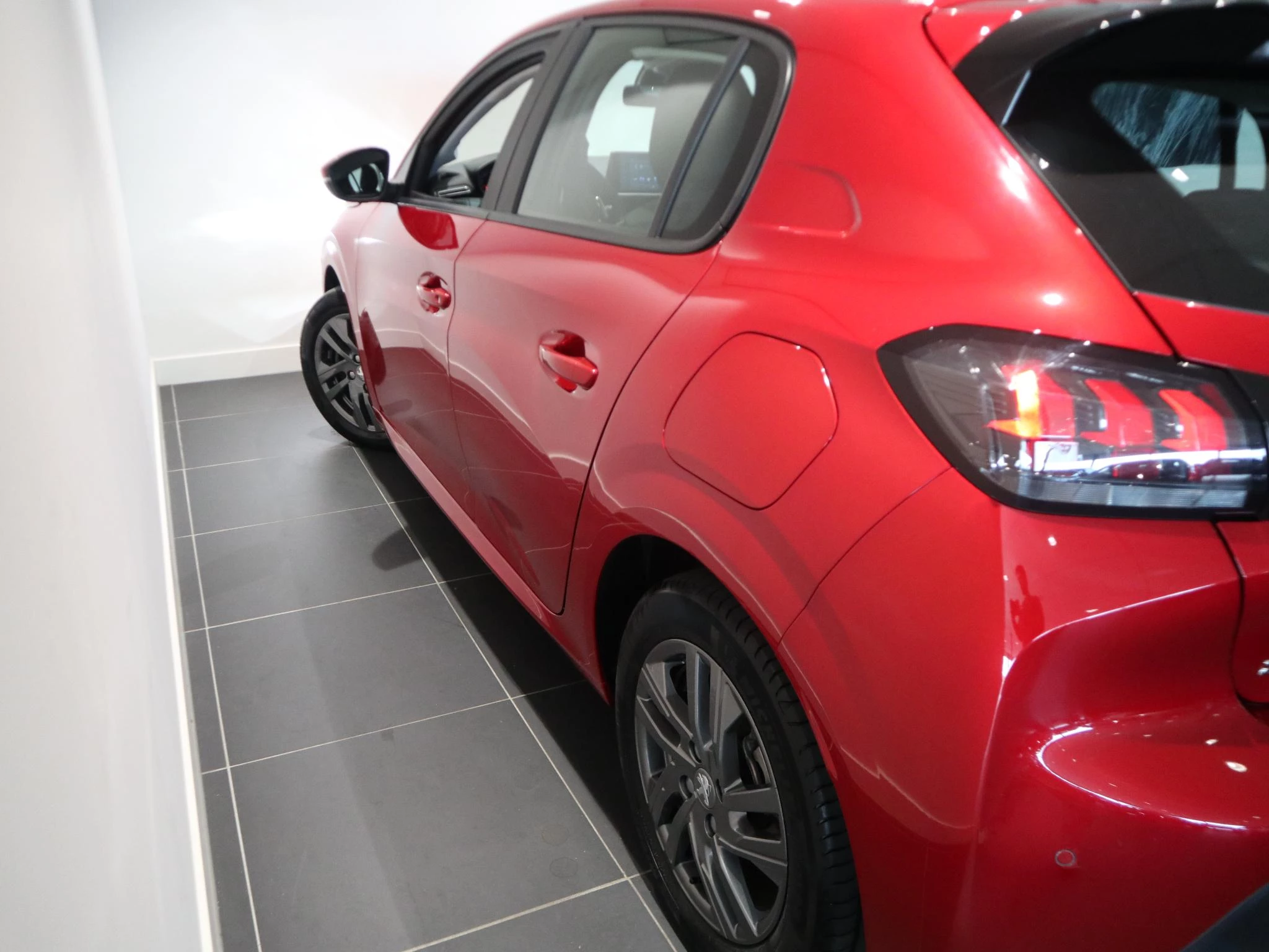 Peugeot-208-image-21