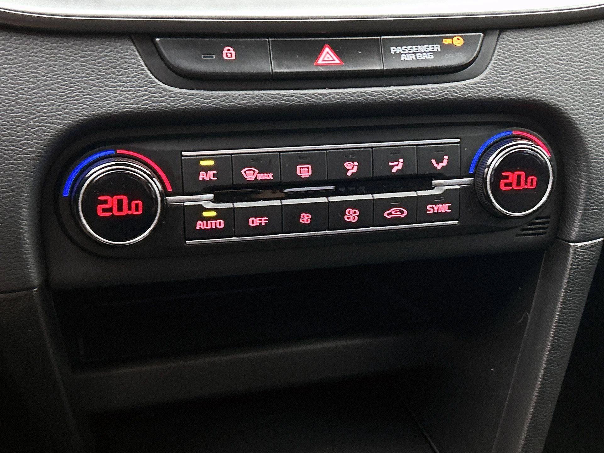 Kia-Ceed Sportswagon-image-22