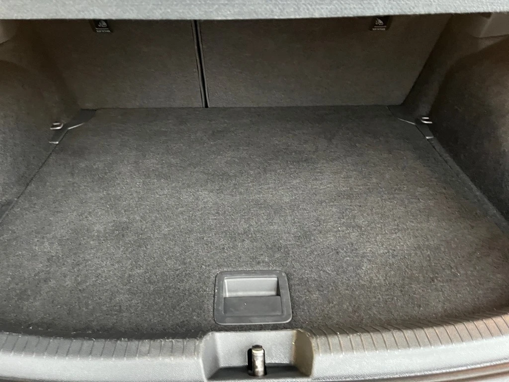 Volkswagen-Taigo-image-12