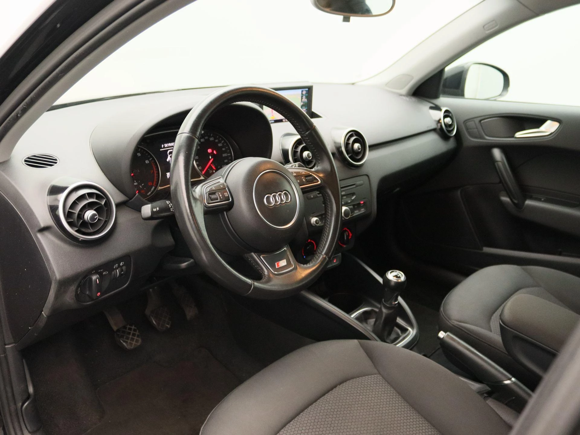 Audi-A1 Sportback-image-22