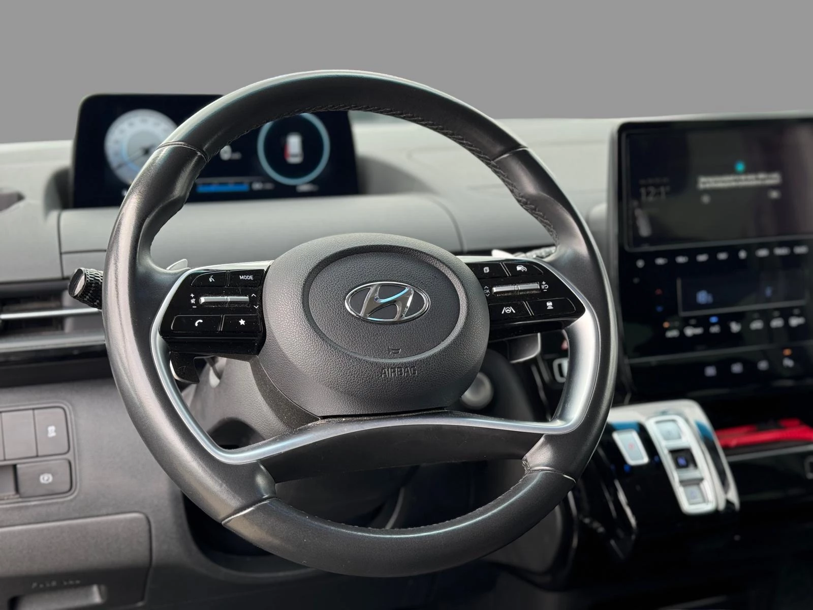 Hyundai Staria 2.2 CRDi 6ST 8AT Techno