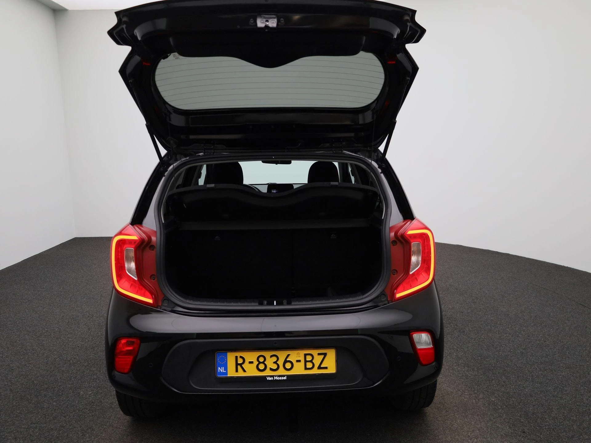 Kia-Picanto-image-10