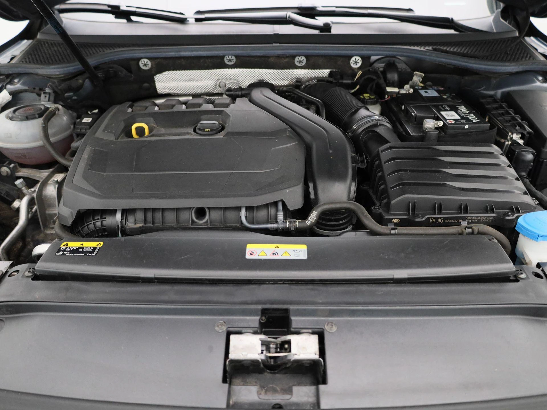 Volkswagen-Passat-image-33