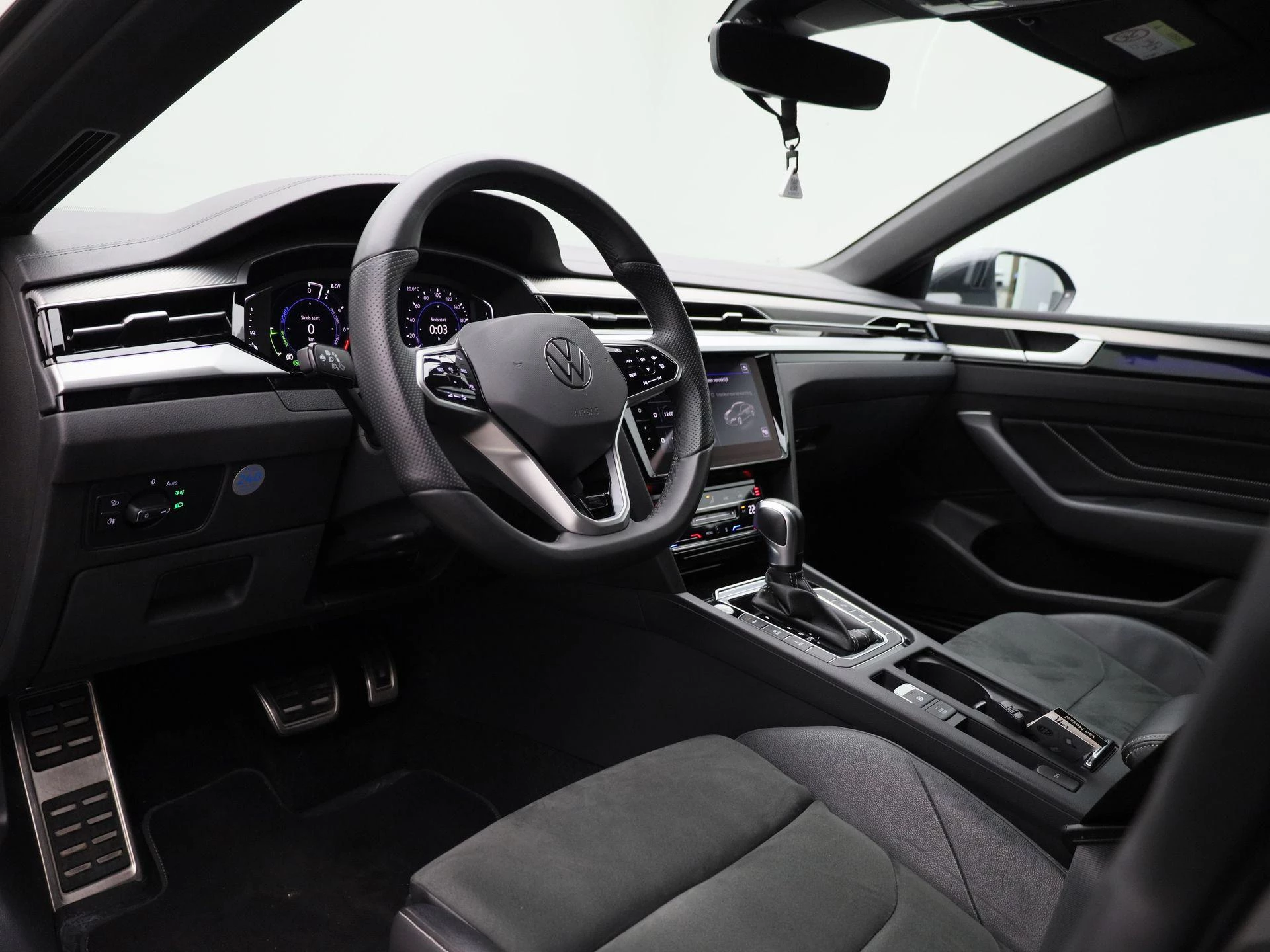 Volkswagen Arteon 1.4 TSI eHybrid R-Line Business+ 218 PK|