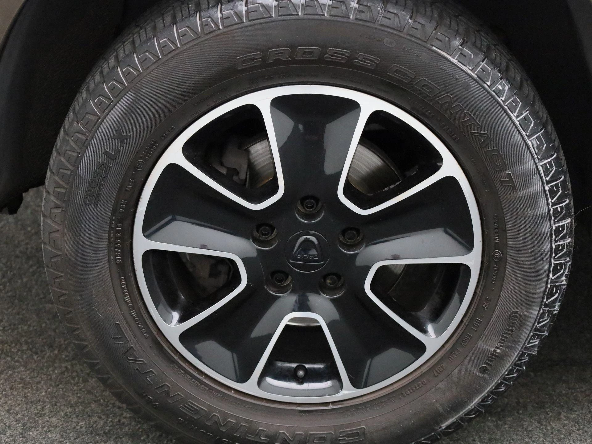 Dacia Duster 1.2 TCe 4x2 Blackshadow