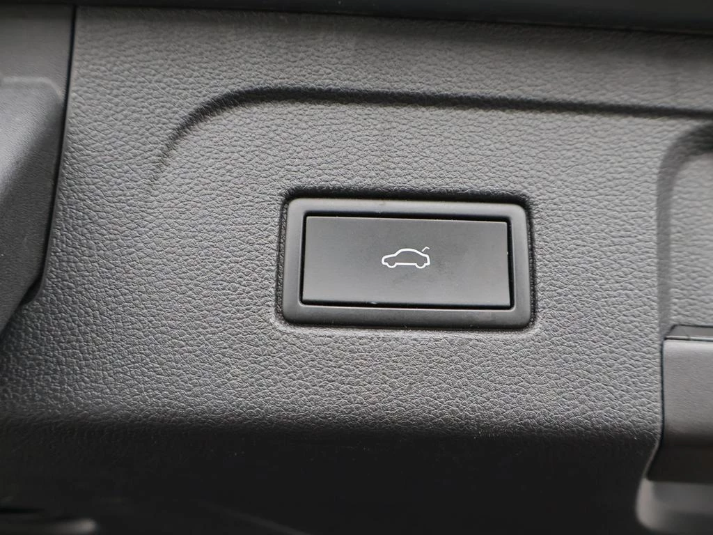 Volkswagen Touran Touran Trendline 2.0TDI 122PK *PANODAK*TREKHAAK*ACC*NAVI*PDC*VIRTUAL COCKPIT*...*