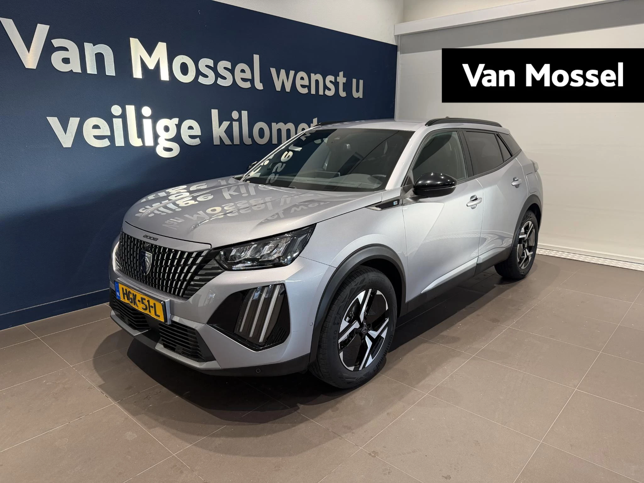 Peugeot-e-2008-image-0