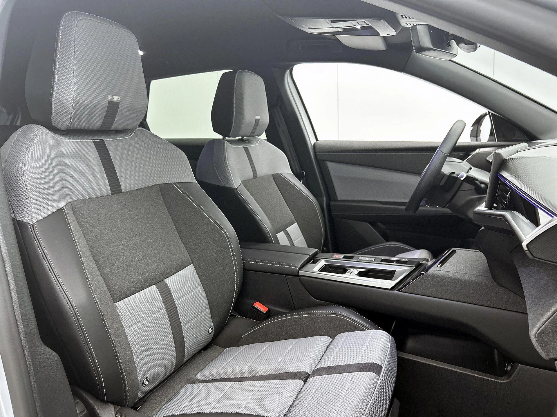 Opel-Grandland-image-38