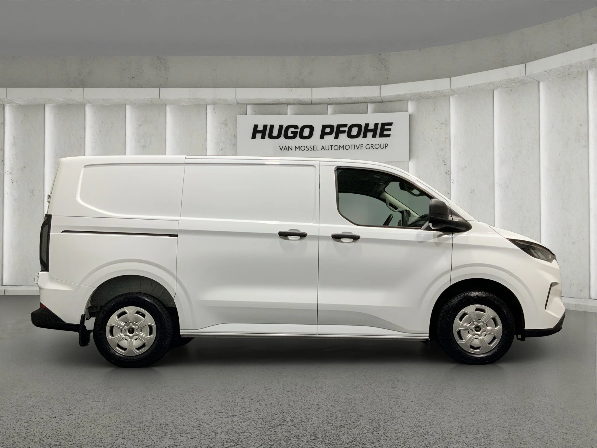 Ford-Transit Custom-image-5