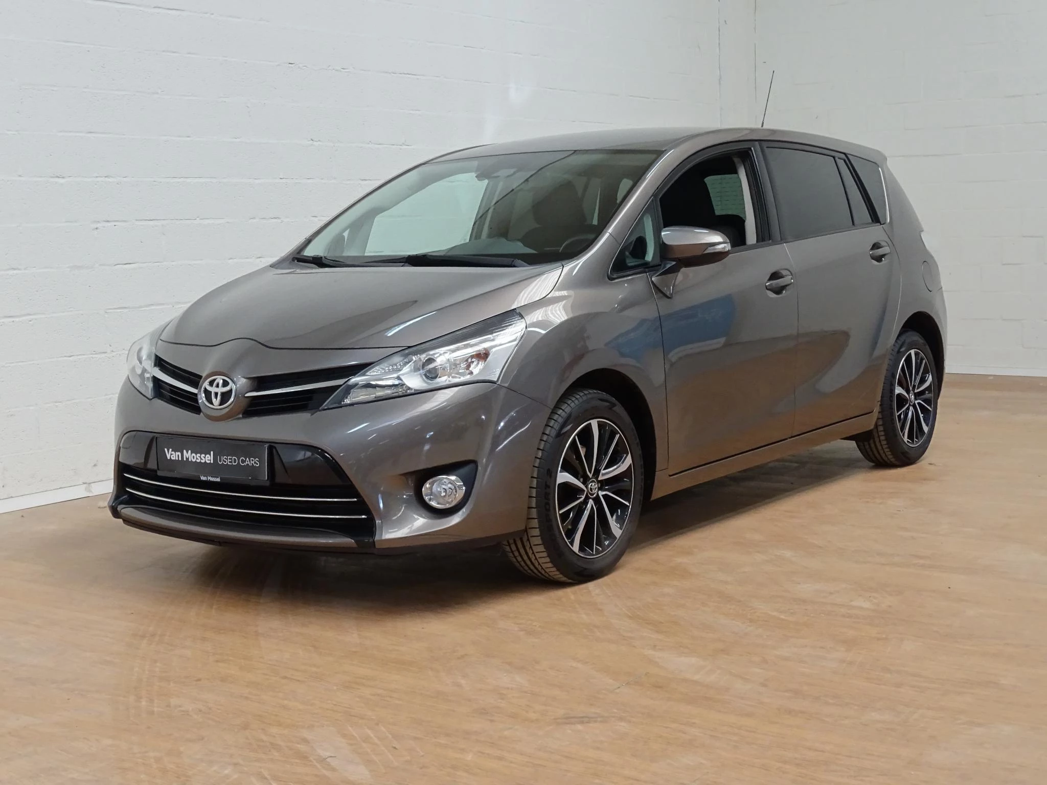 Toyota Verso 1.6 50th Anniversary