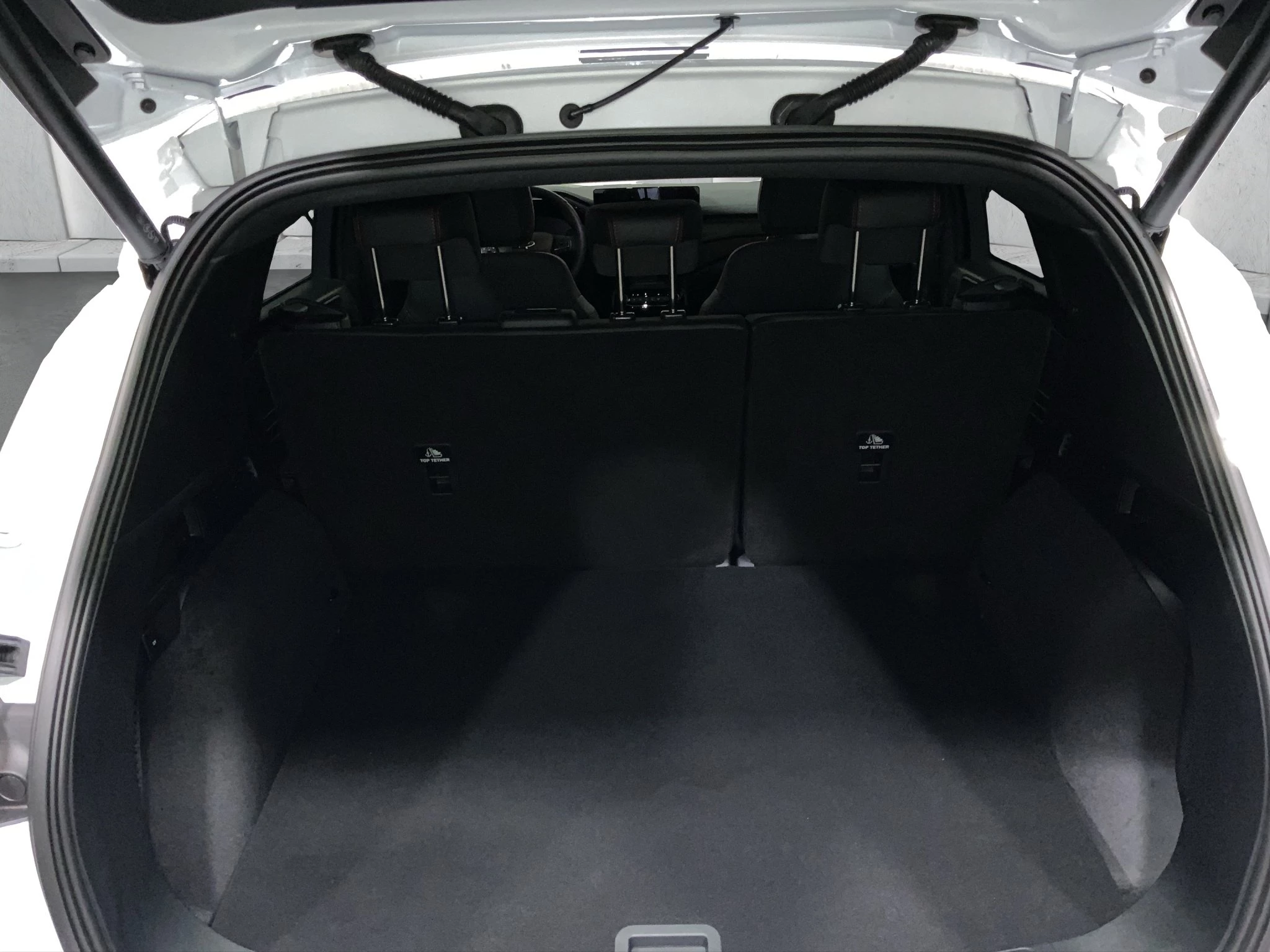 Ford Kuga ST-Line X Aut.*360GRAD*LED-MATRIX*NAVI*GRA*WINTER-PKT.