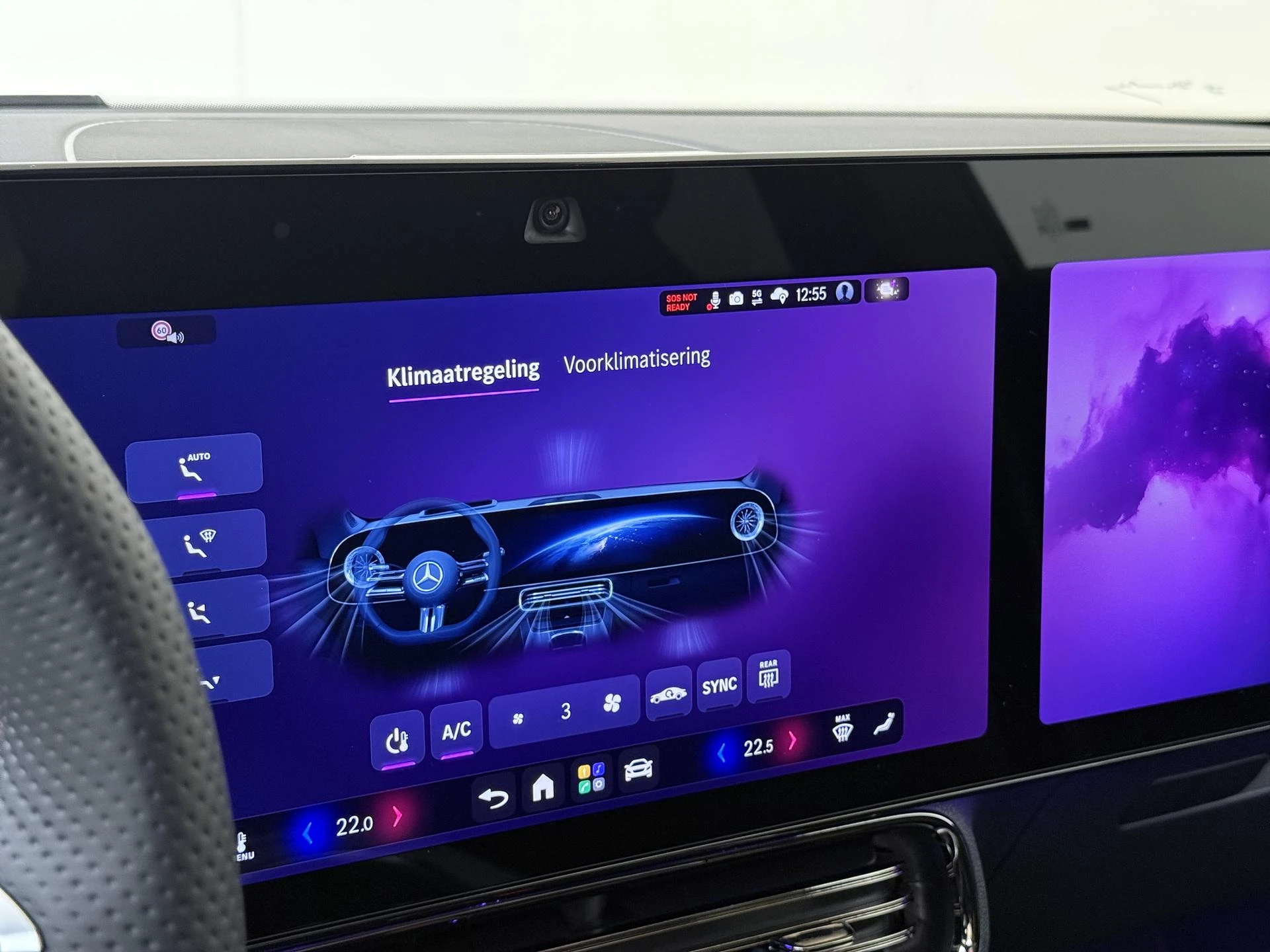 Mercedes-Benz-CLA-image-18