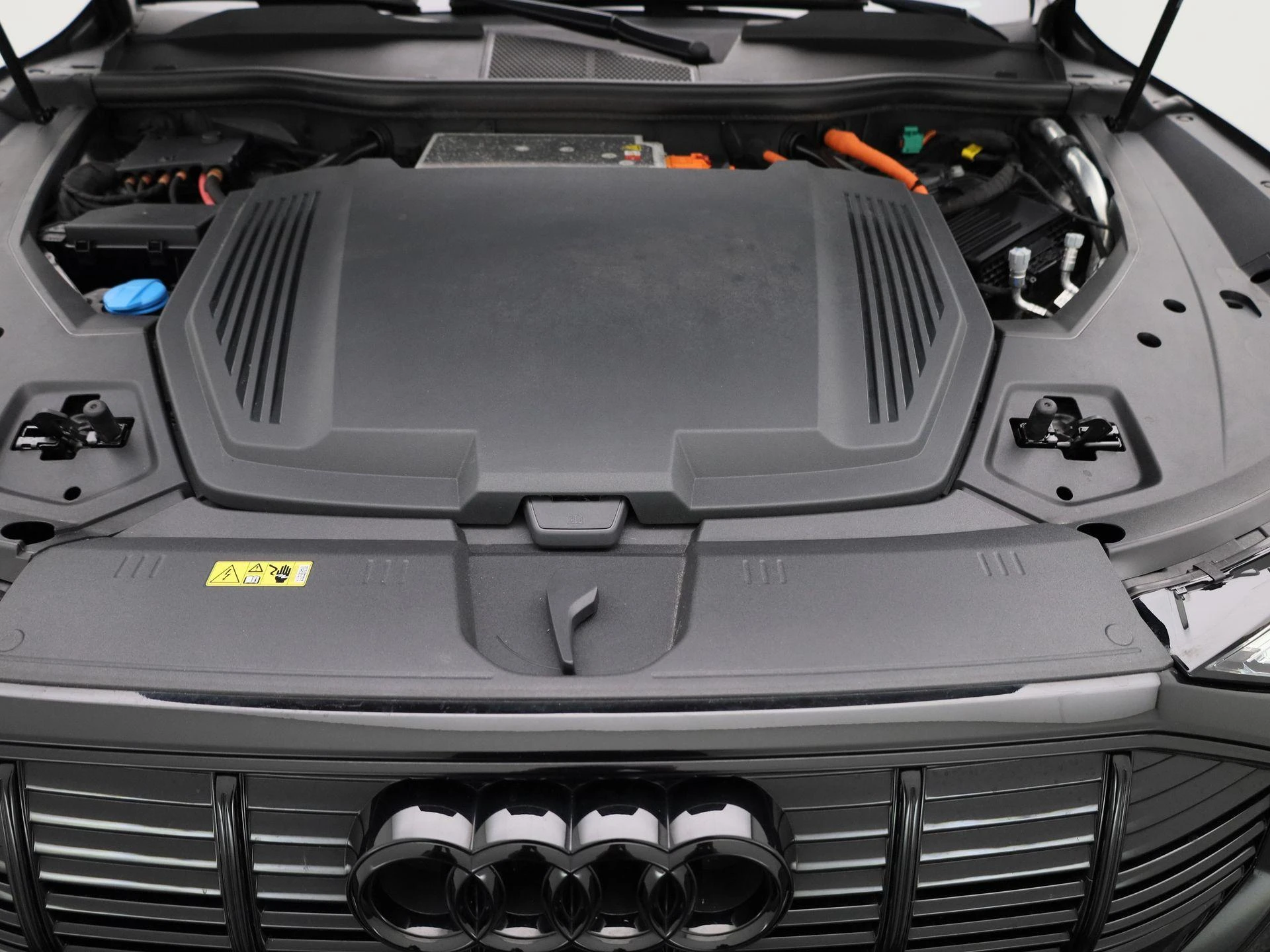Audi-e-tron-image-39