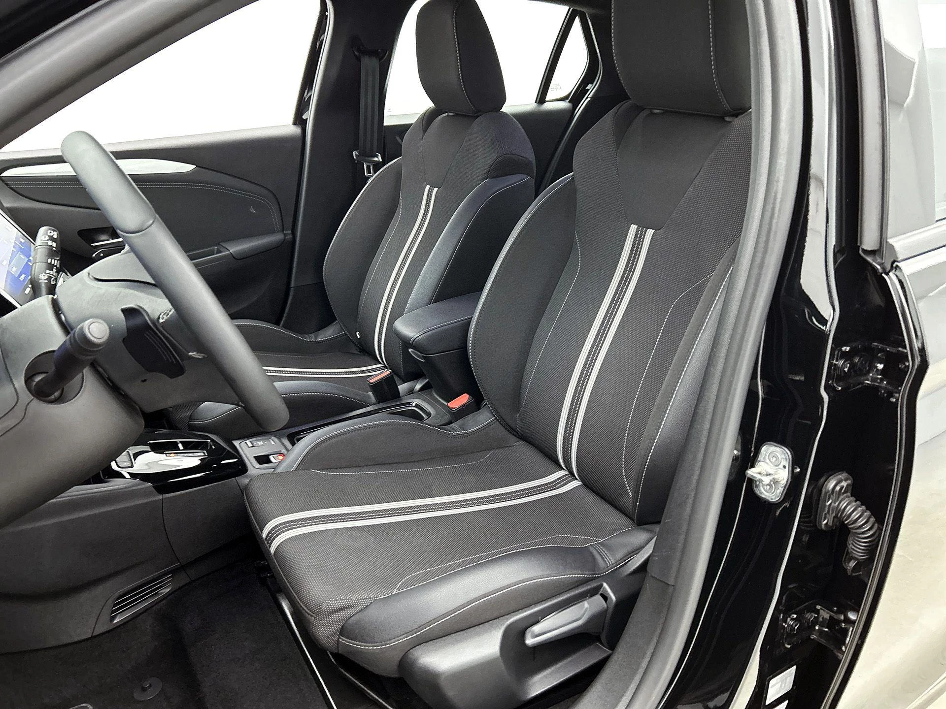 Opel-Corsa-image-35