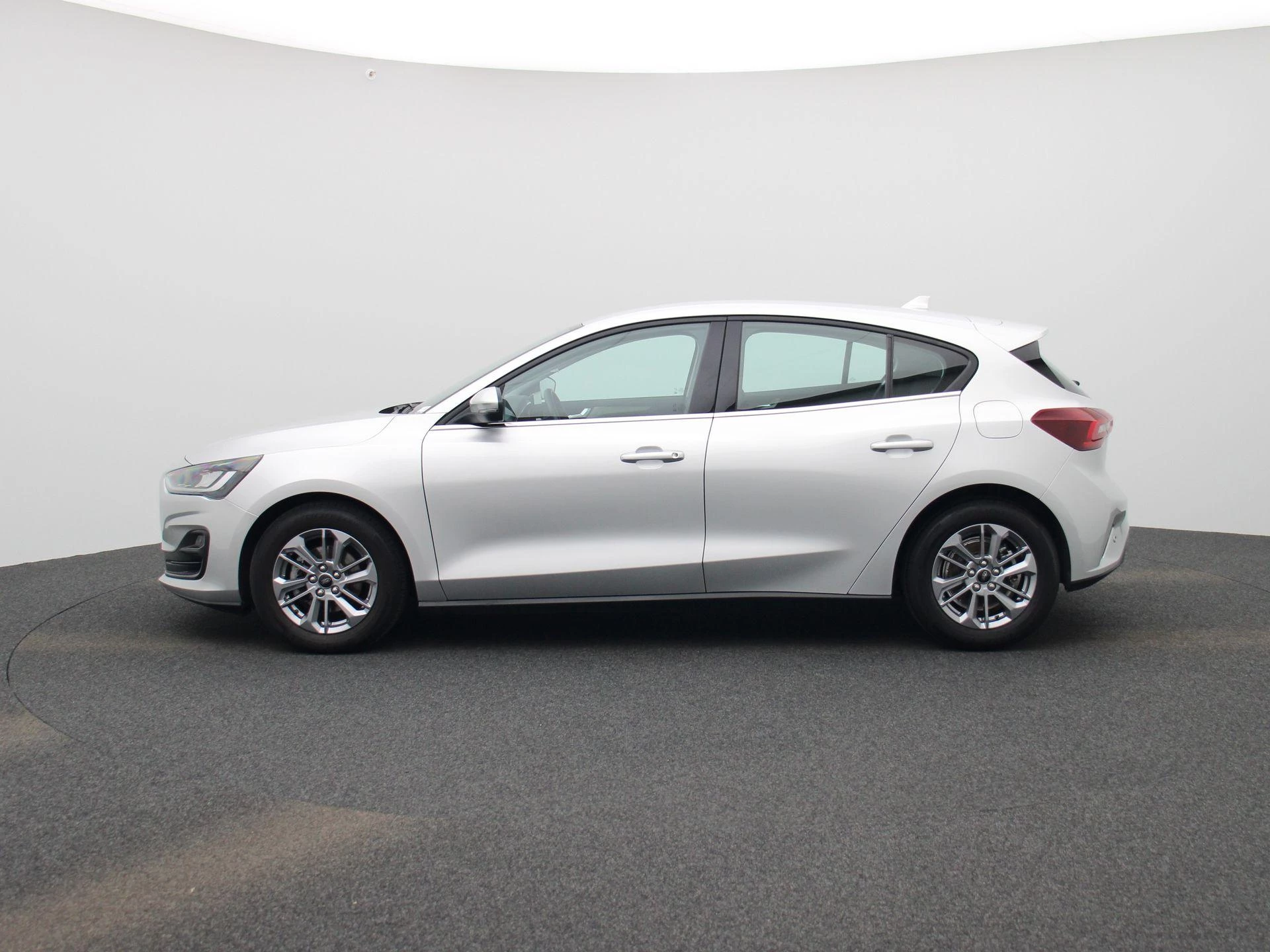 Ford Focus 1.0i EcoBoost MHEV 92kW Titanium DCT