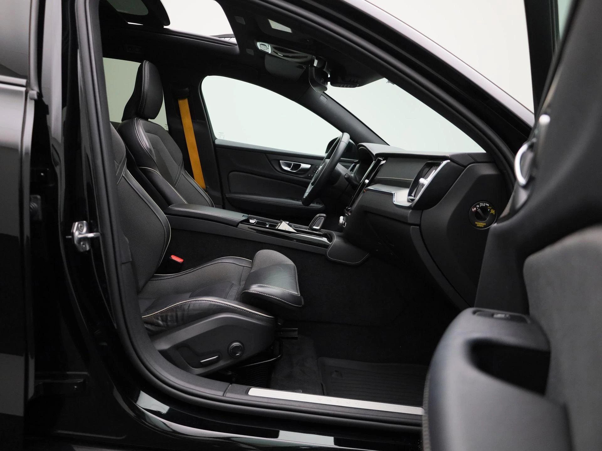 Volvo V60 2.0 T8 AWD Polestar Engineered