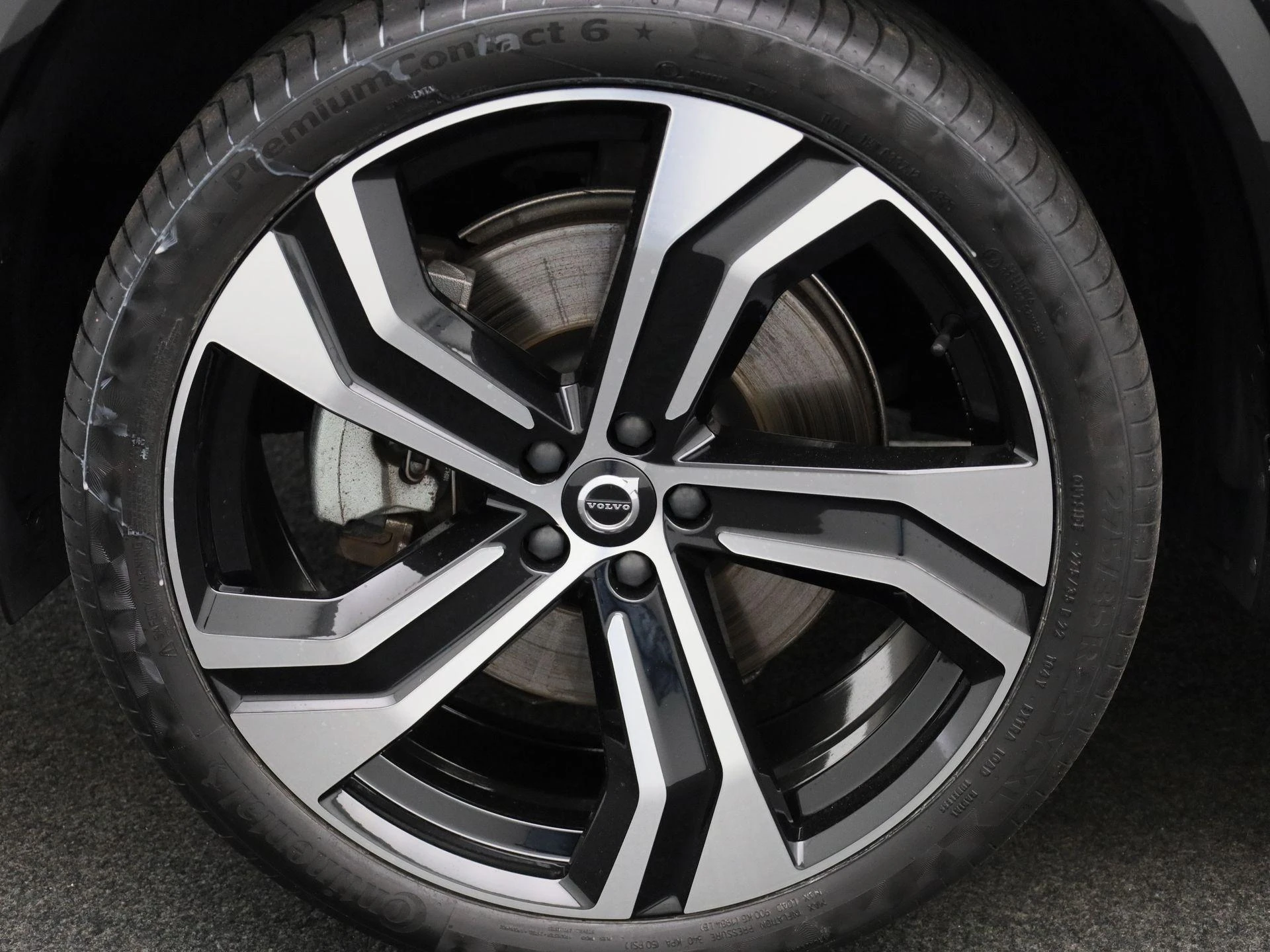 Volvo-XC90-image-14