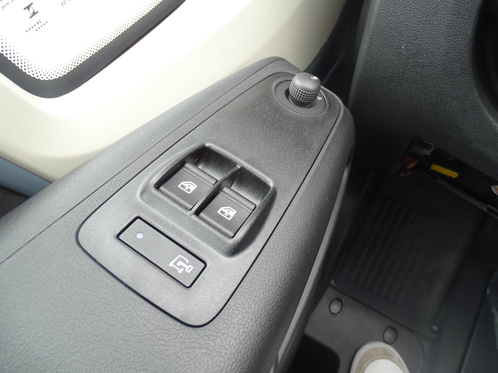 Opel-Movano-image-19