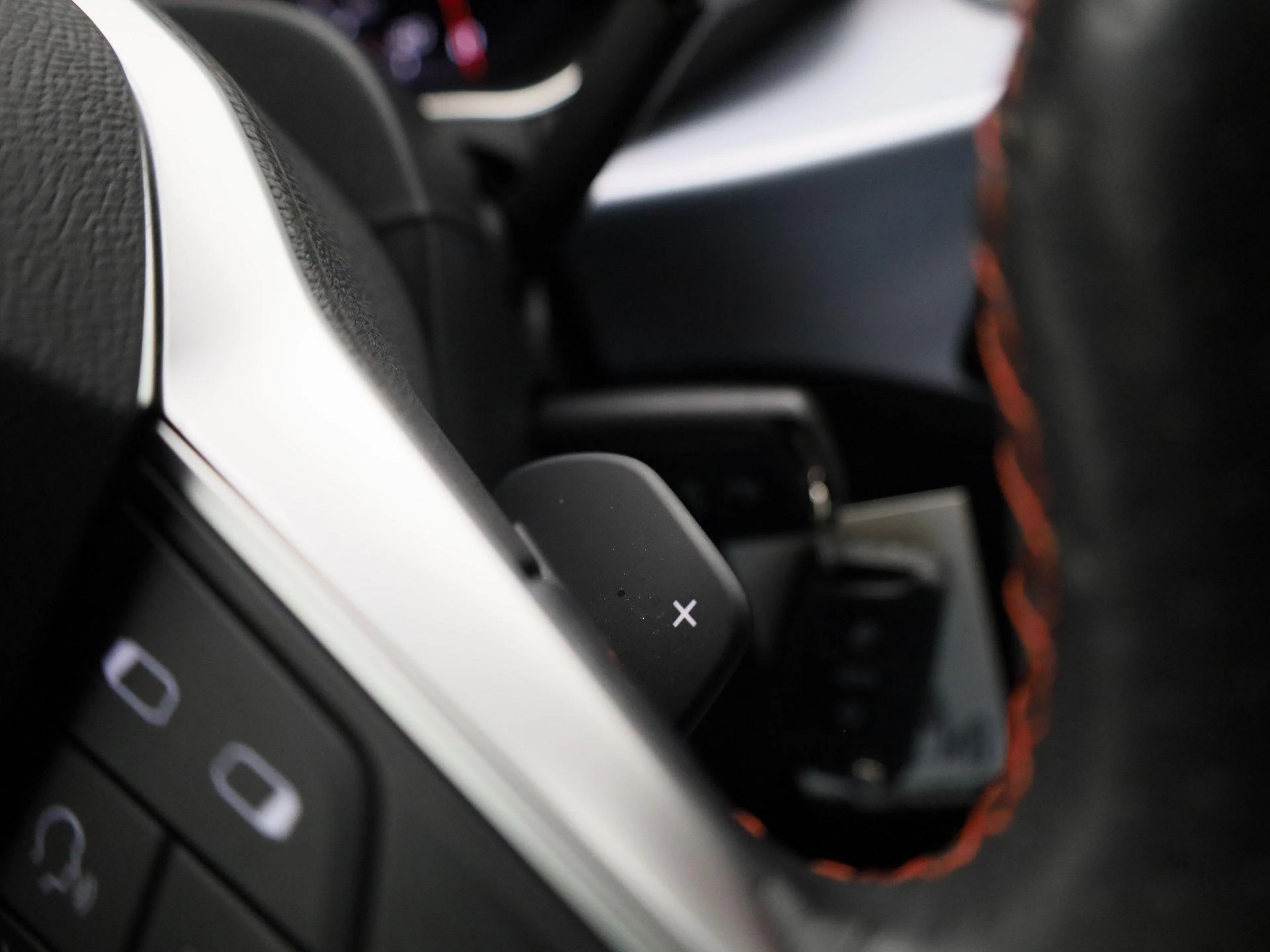 SEAT-Arona-image-21