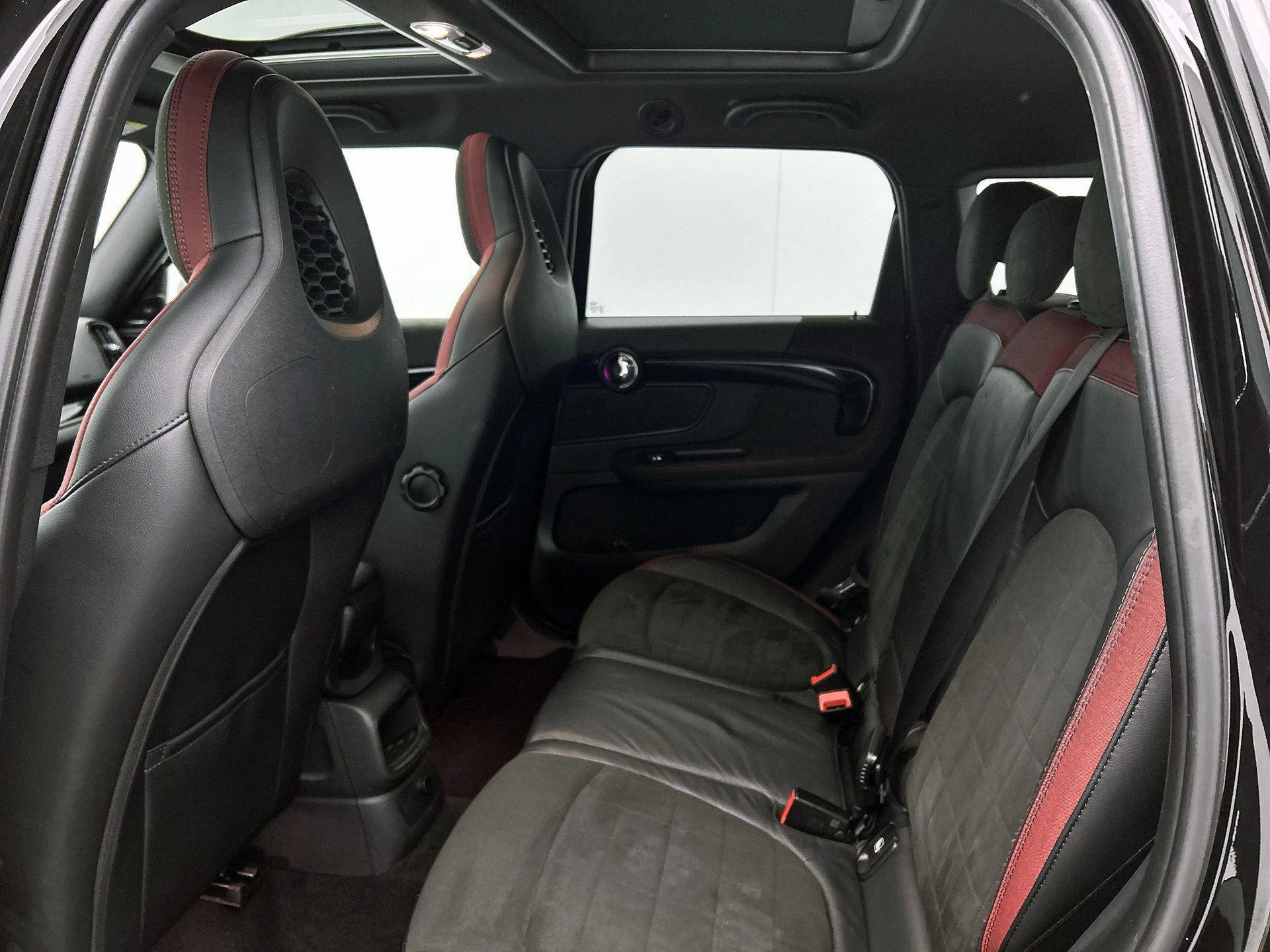 MINI-Countryman-image-26