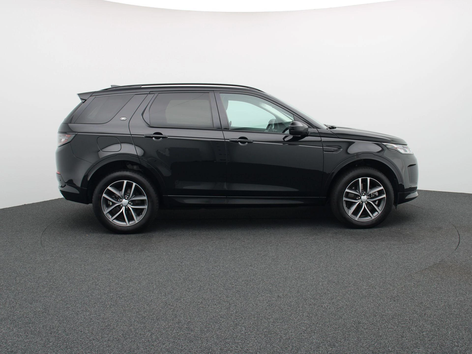 Land Rover-Discovery Sport-image-5