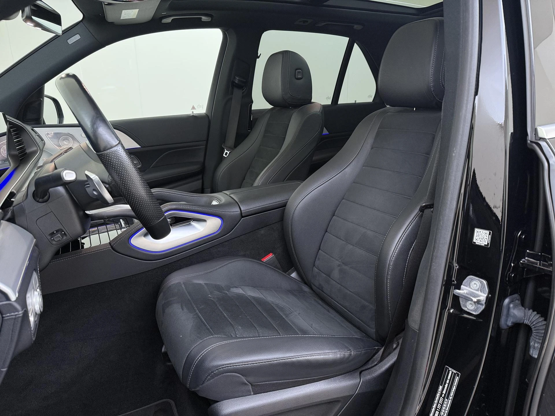 Mercedes-Benz-GLE-image-13