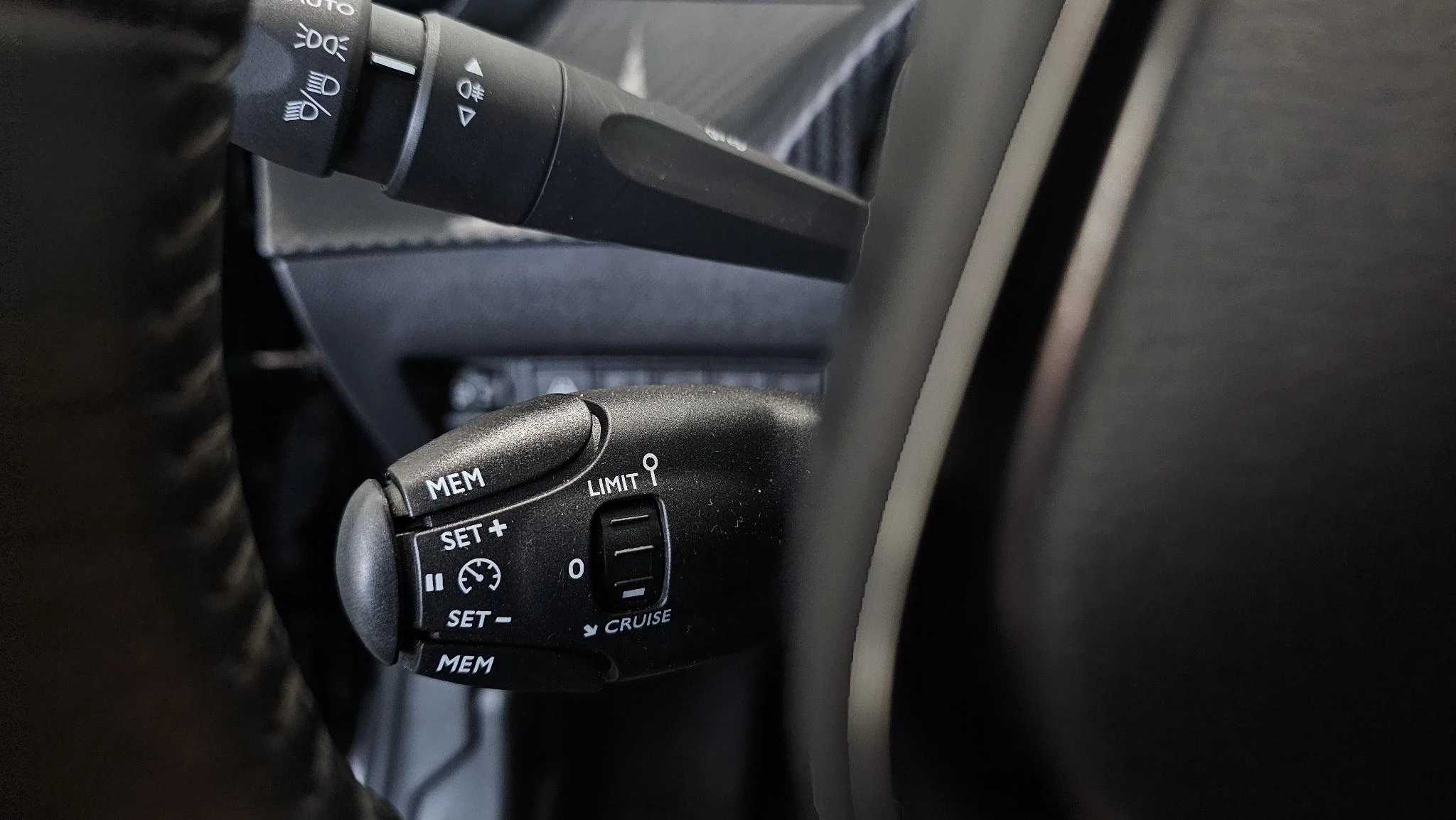 Peugeot-208-image-15