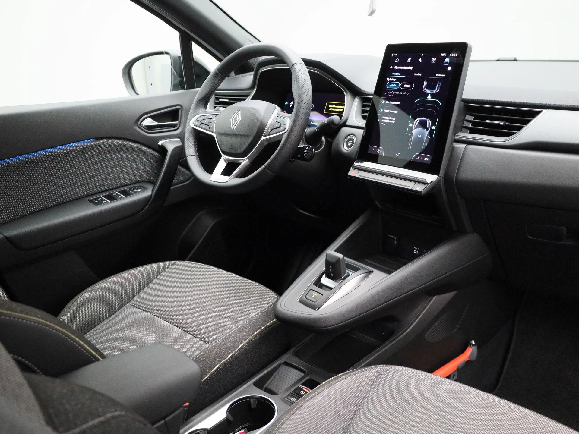 Renault-Captur-image-32
