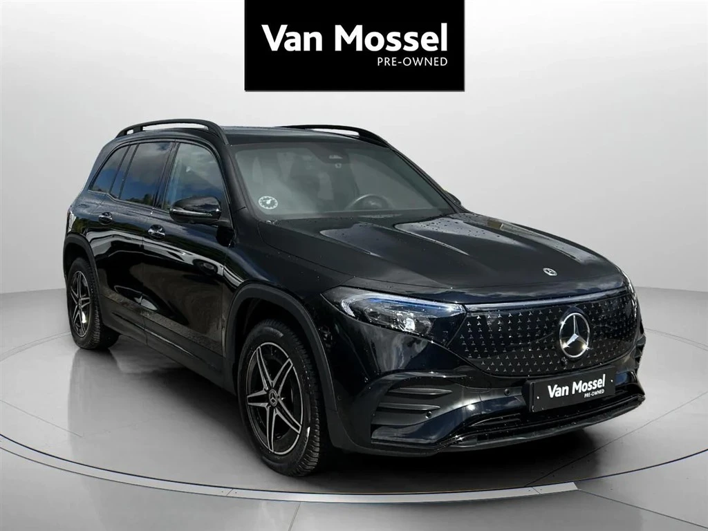 Mercedes-Benz-EQB-image-2