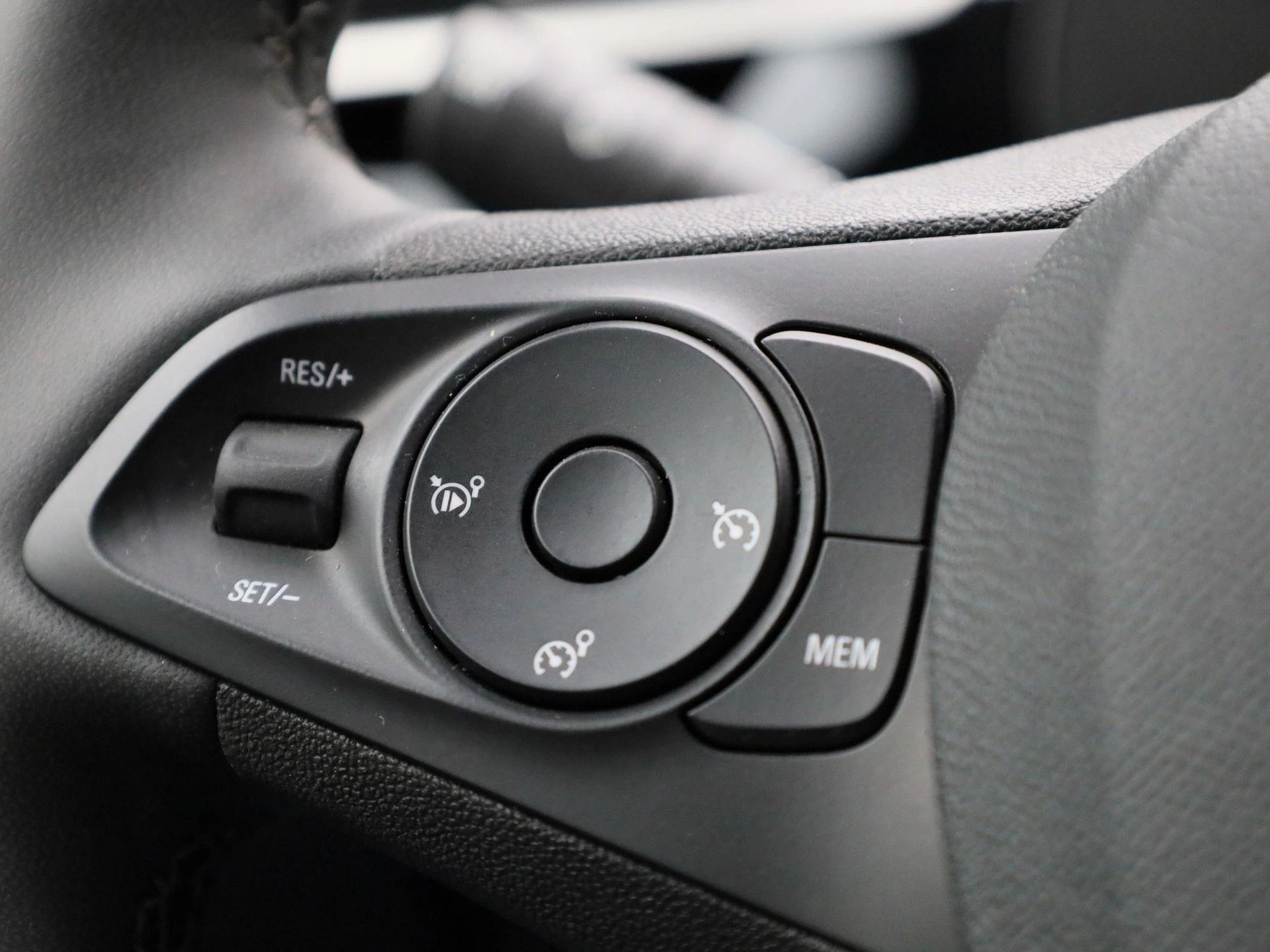 Opel-Corsa-e-image-17