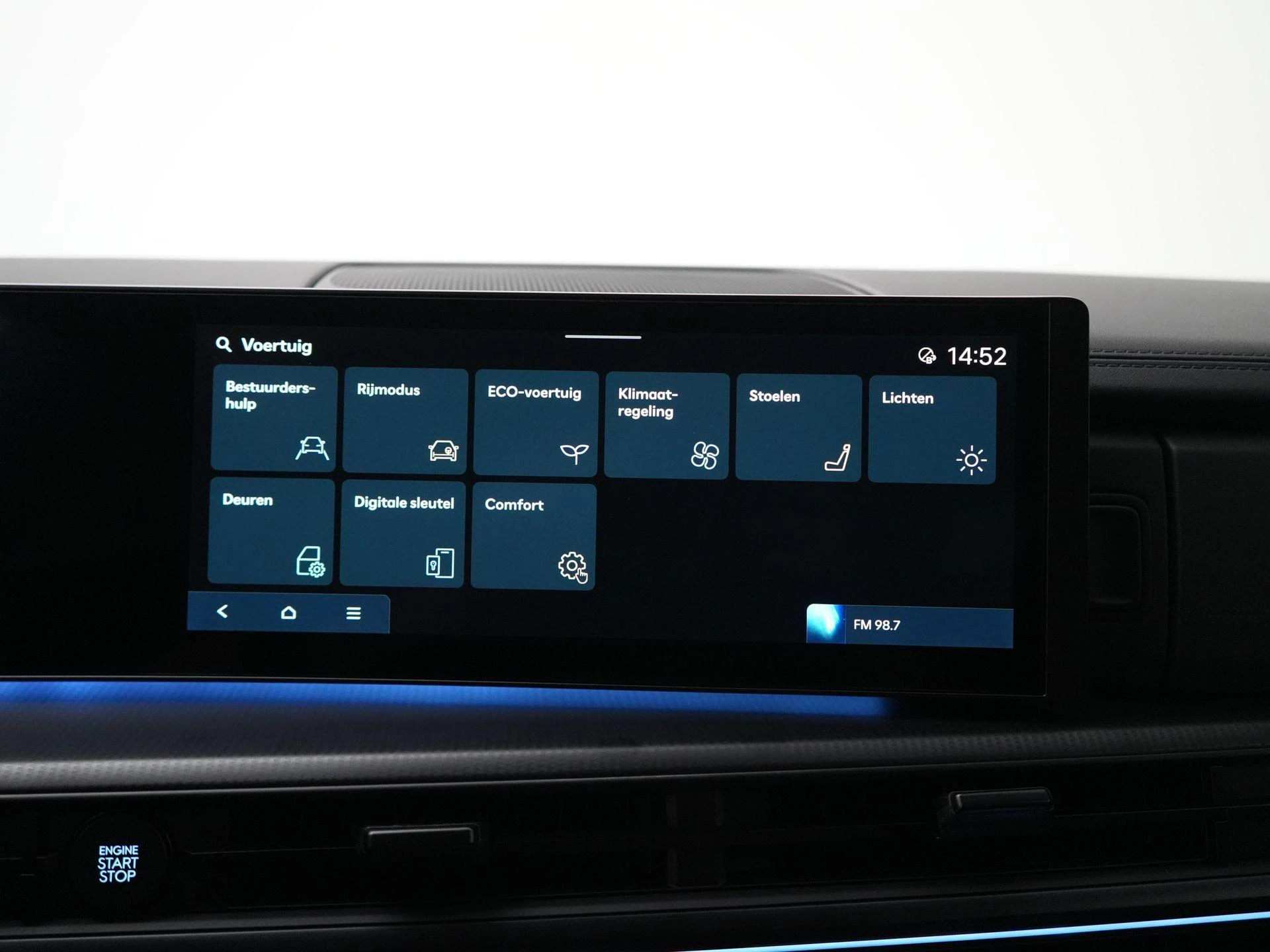 Hyundai-Santa Fe-image-29