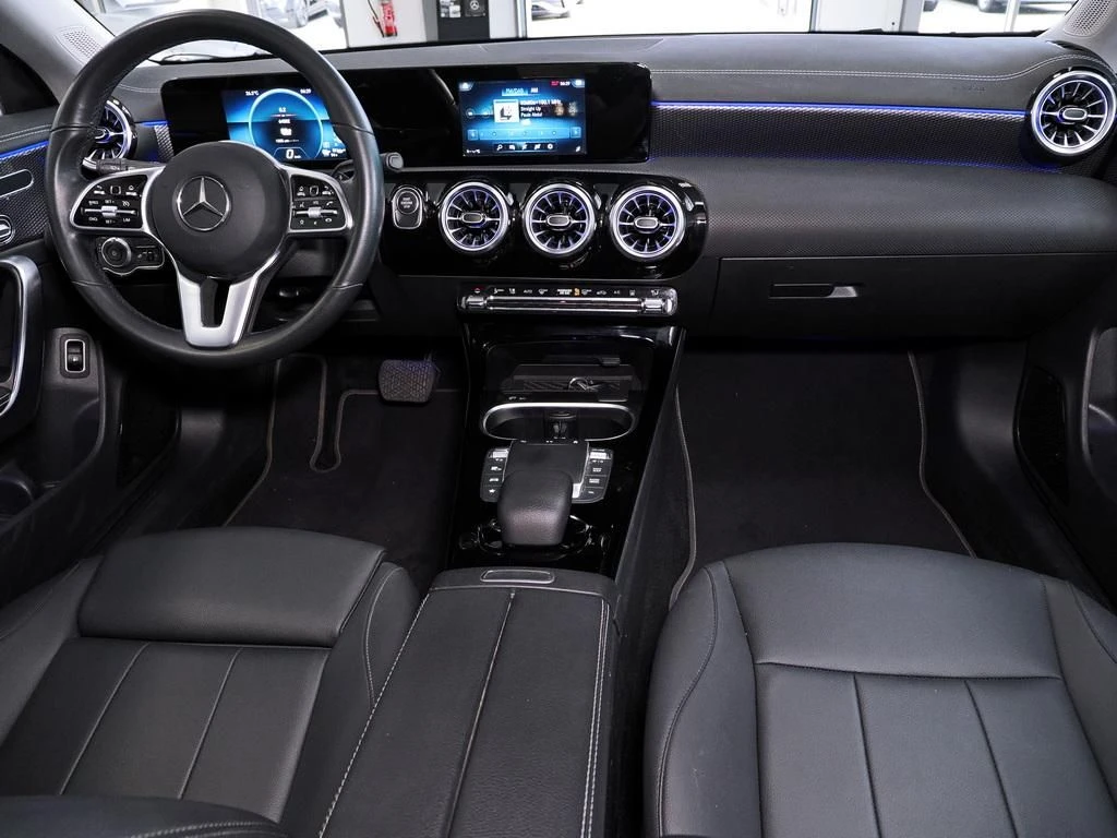 Mercedes-Benz-CLA 250 e-image-14