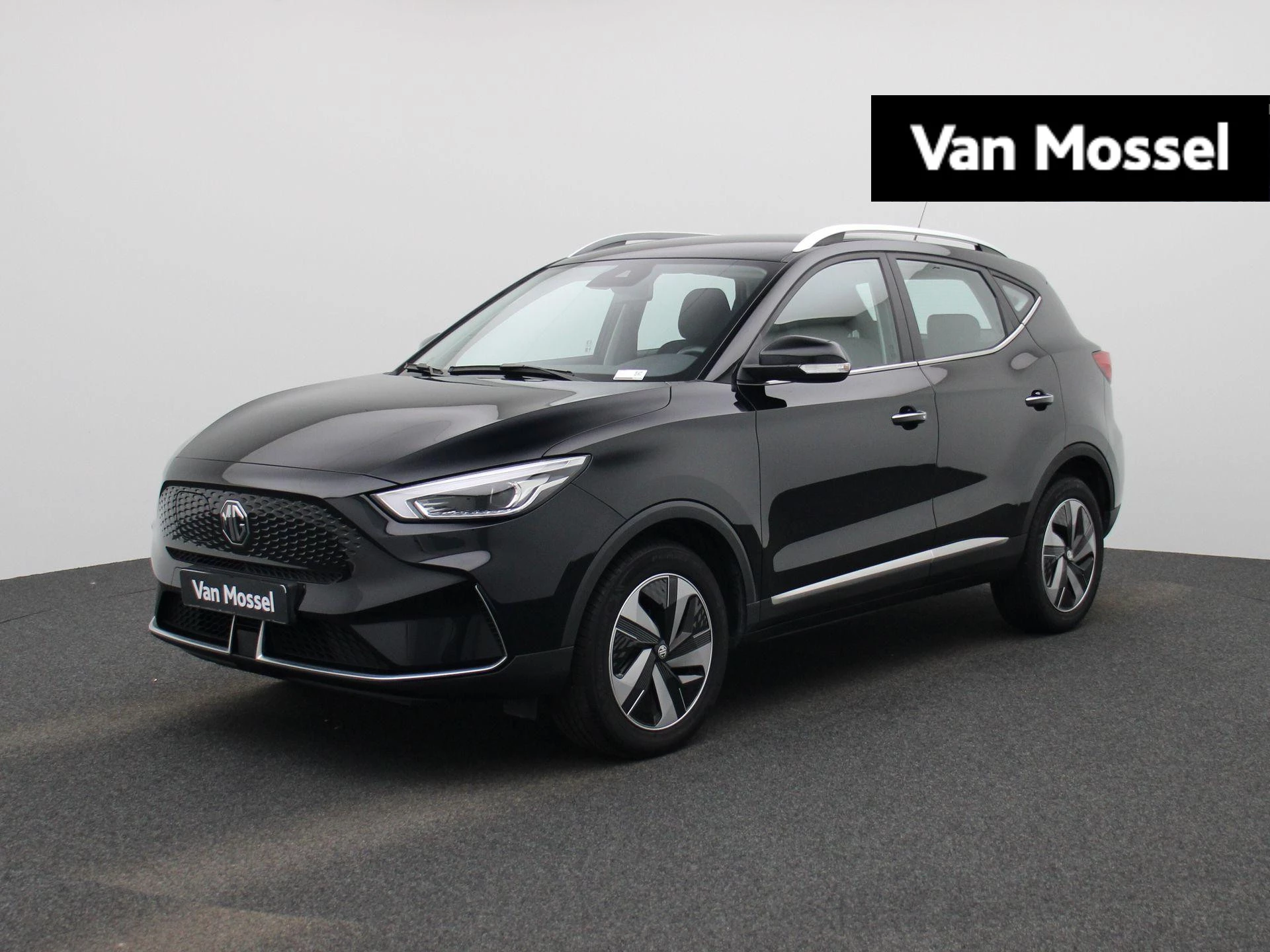 MG-ZS EV-image-0