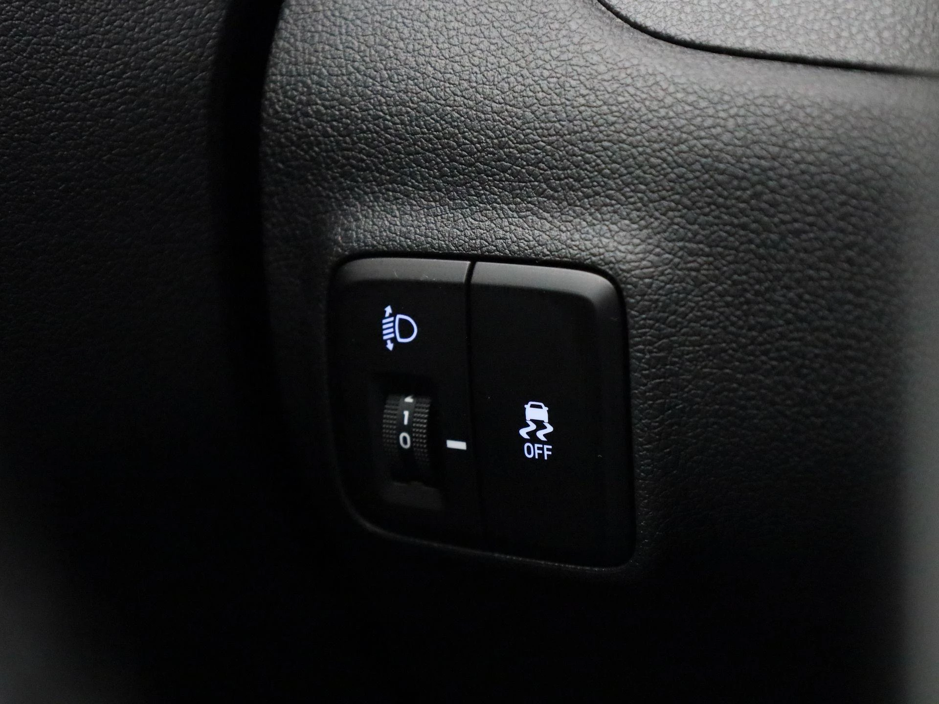 Hyundai-i10-image-21