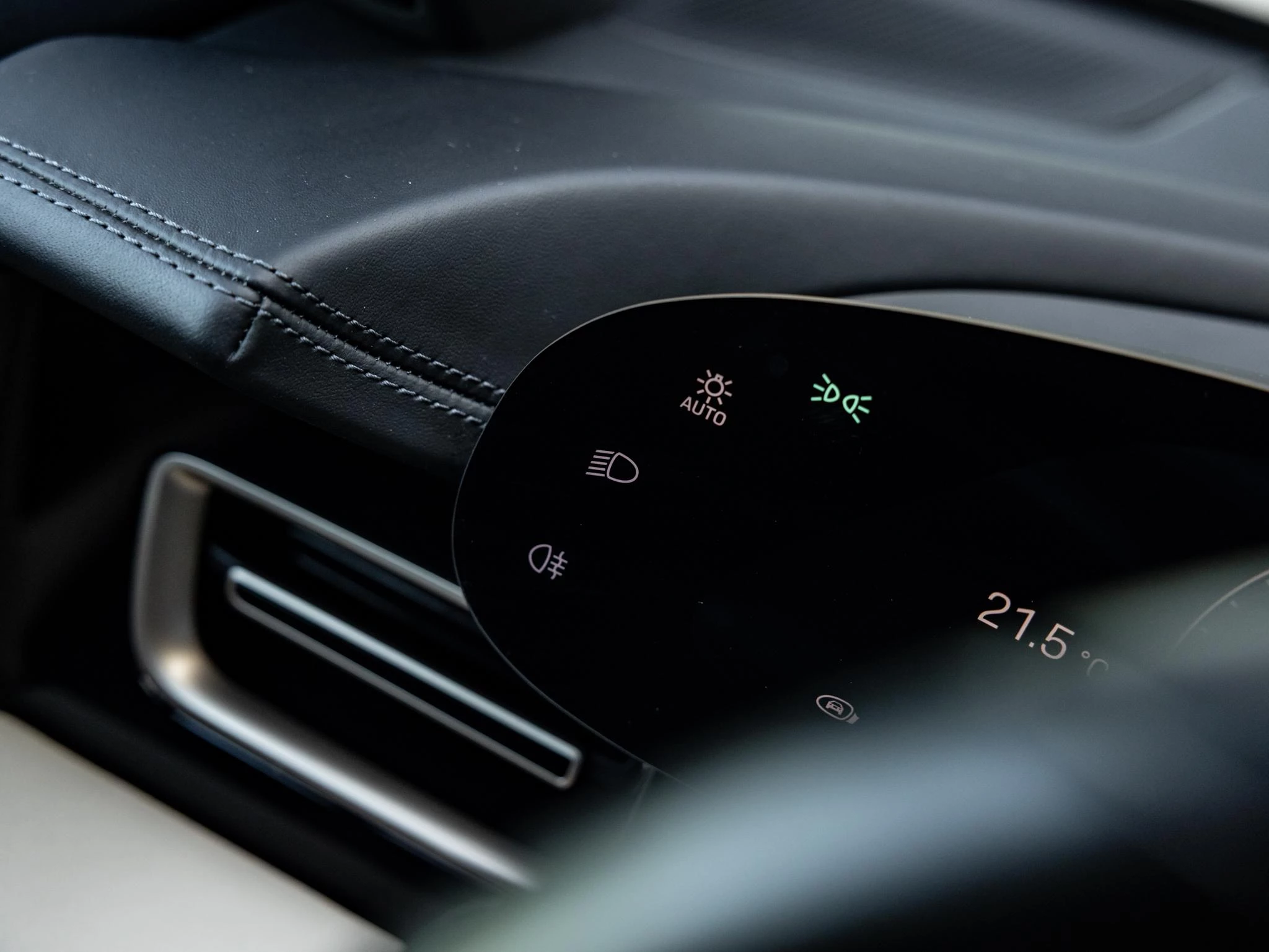 Porsche-Taycan-image-50