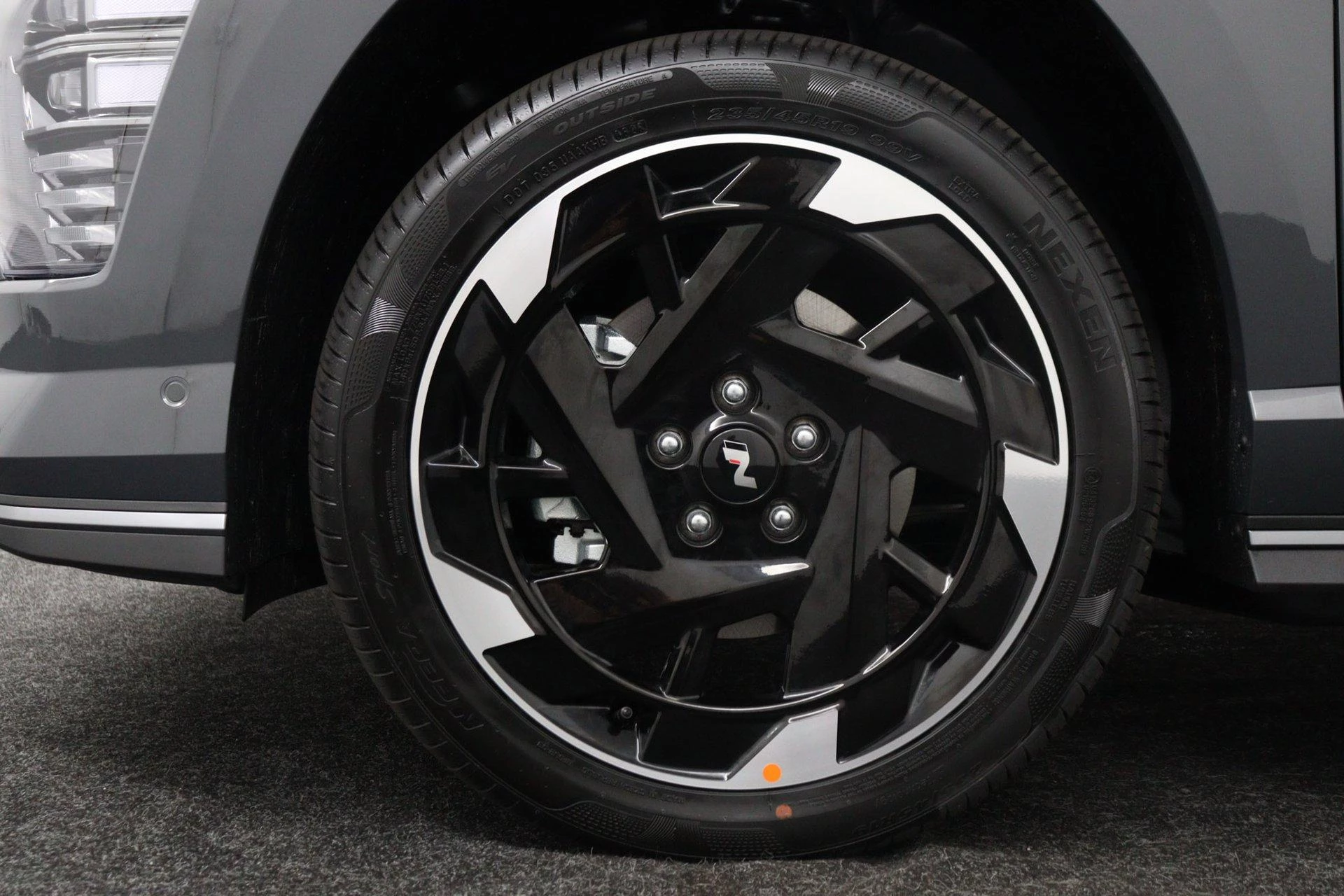 Hyundai-Kona-image-43