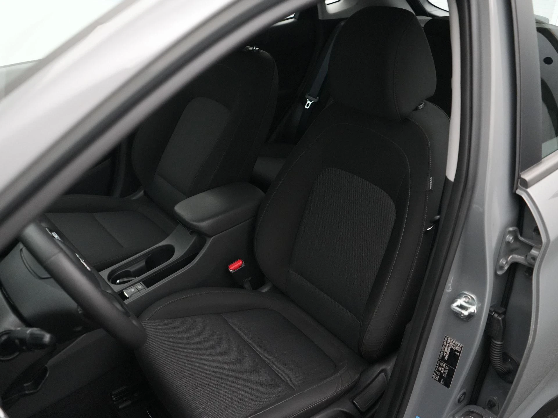 Hyundai-Kona-image-7