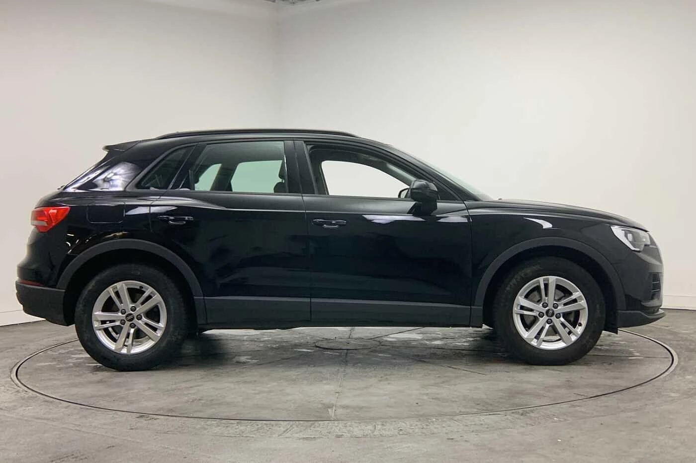 Audi-Q3-image-3
