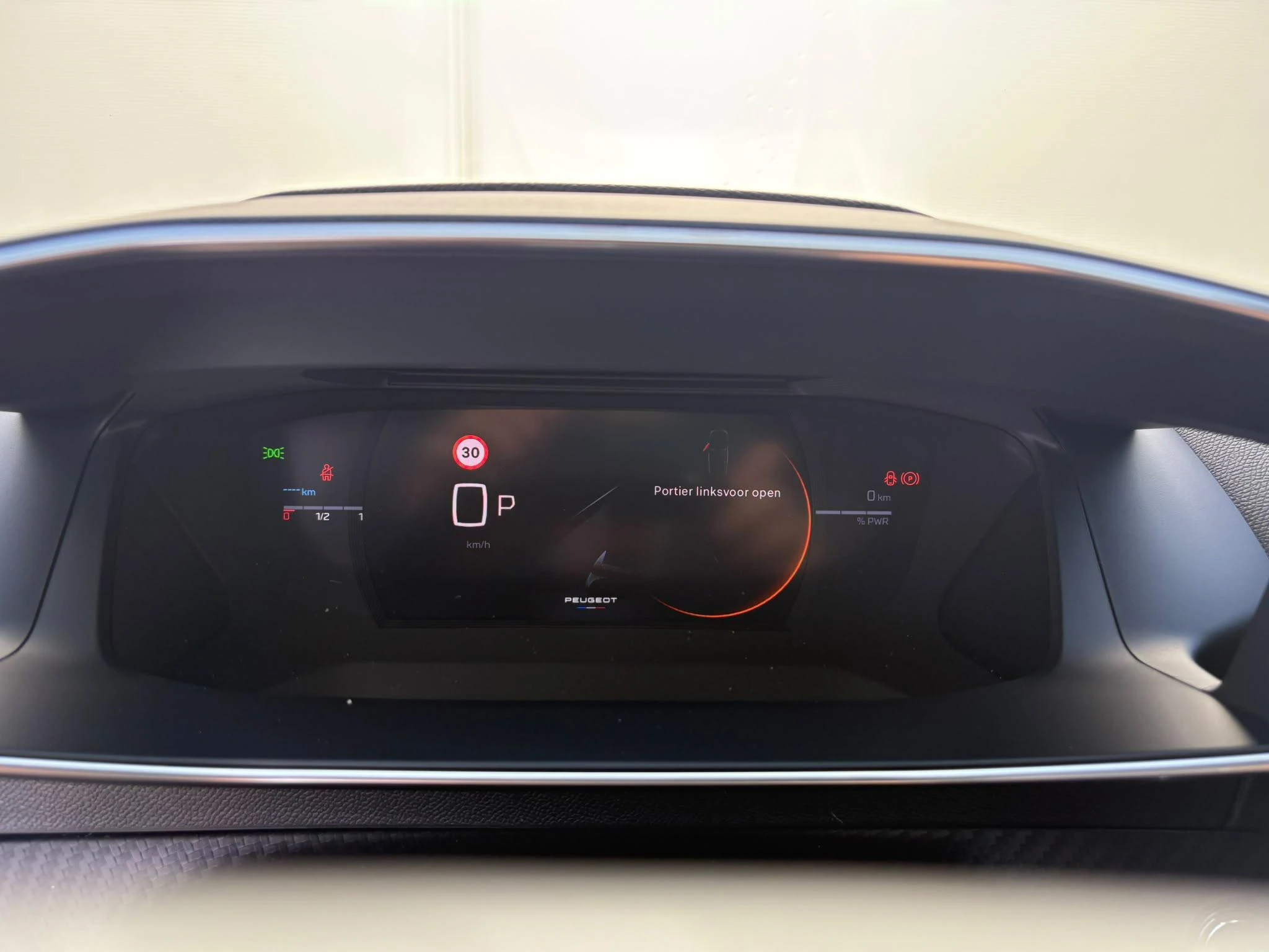 Peugeot-2008-image-11