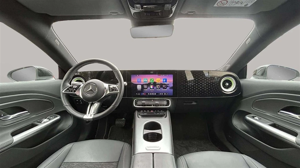 Mercedes-Benz-CLA-image-13