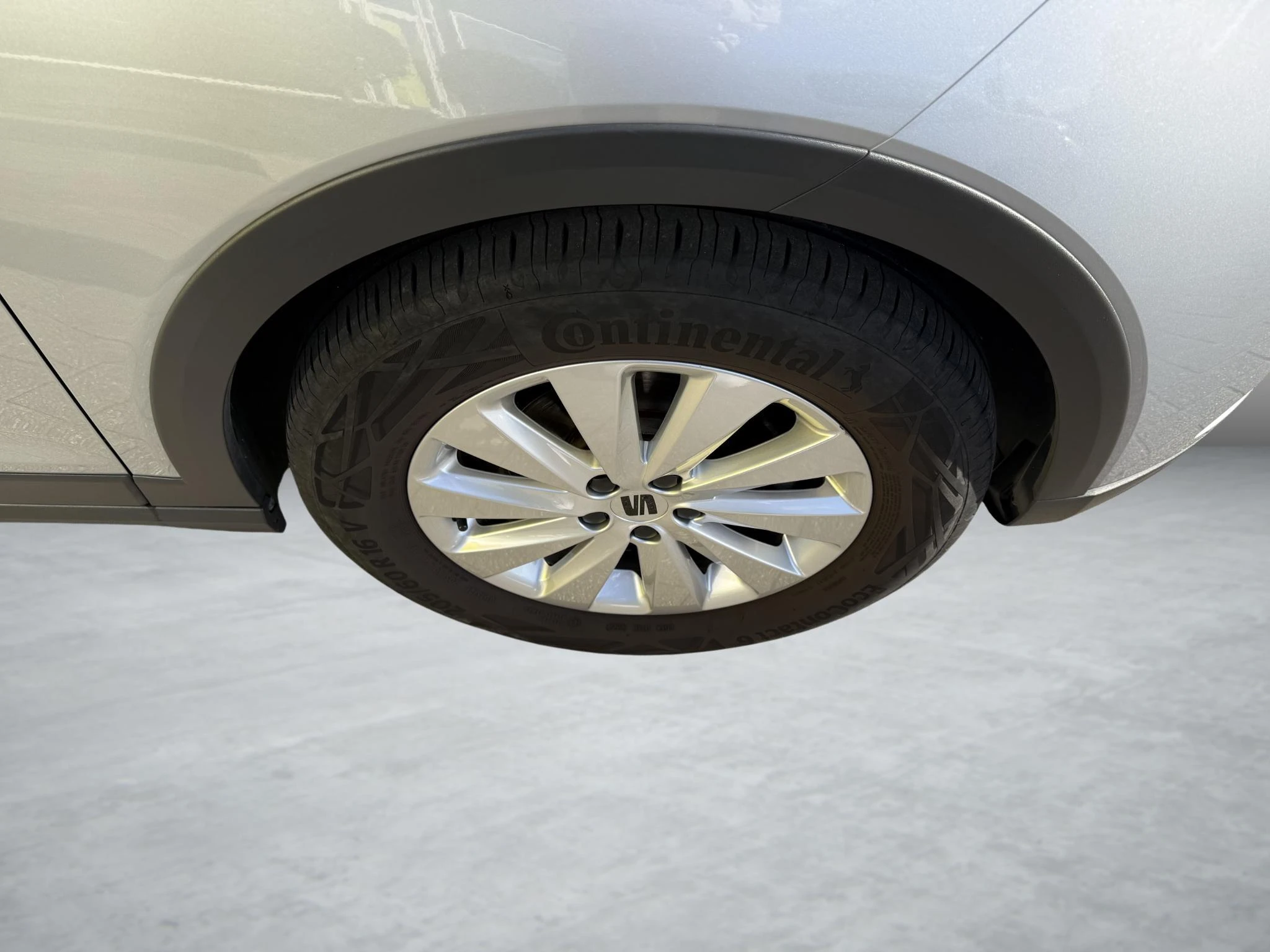 SEAT-Arona-image-6