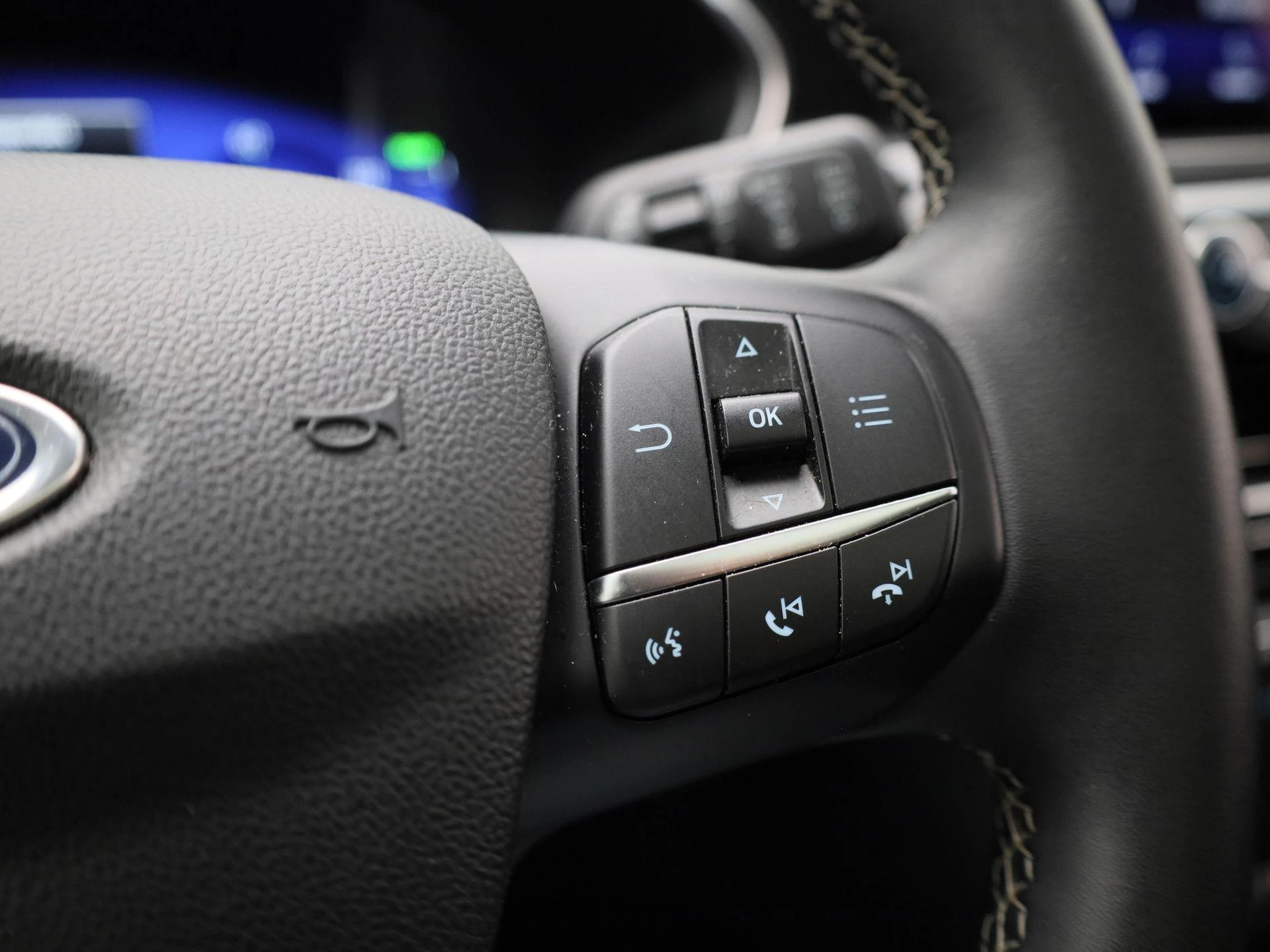 Ford-Kuga-image-20
