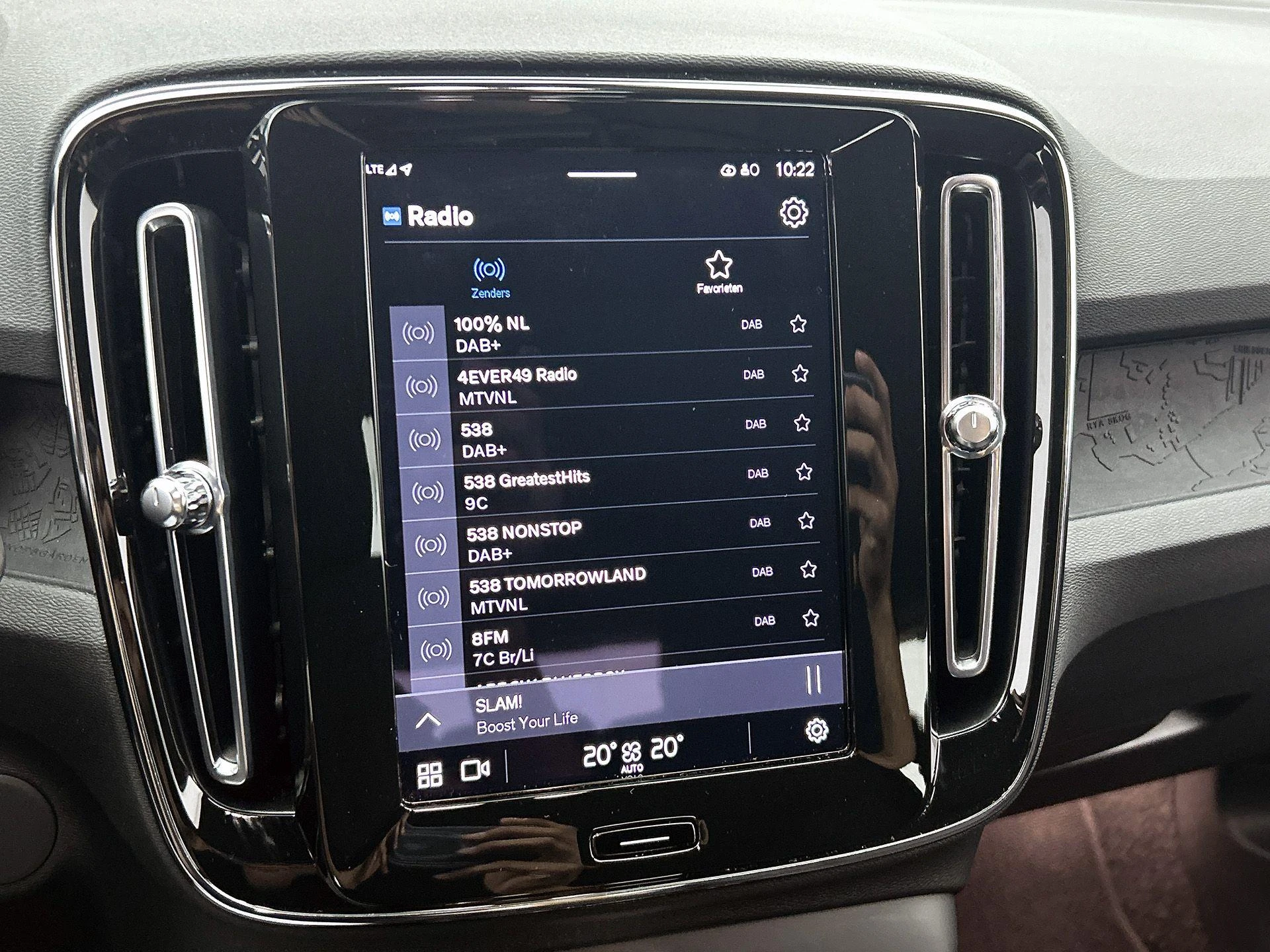 Volvo-XC40-image-6