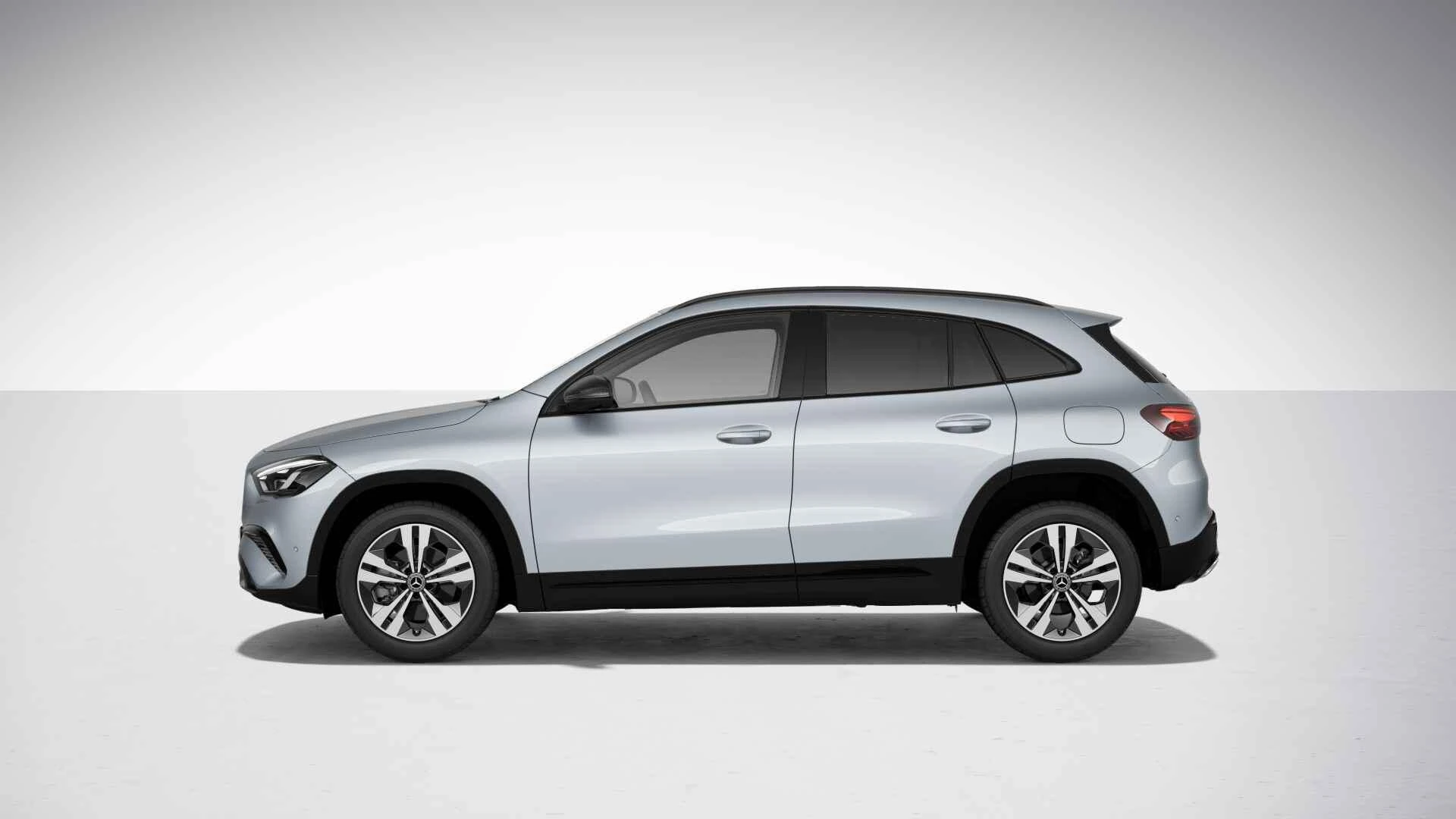 Mercedes-Benz-GLA-image-6
