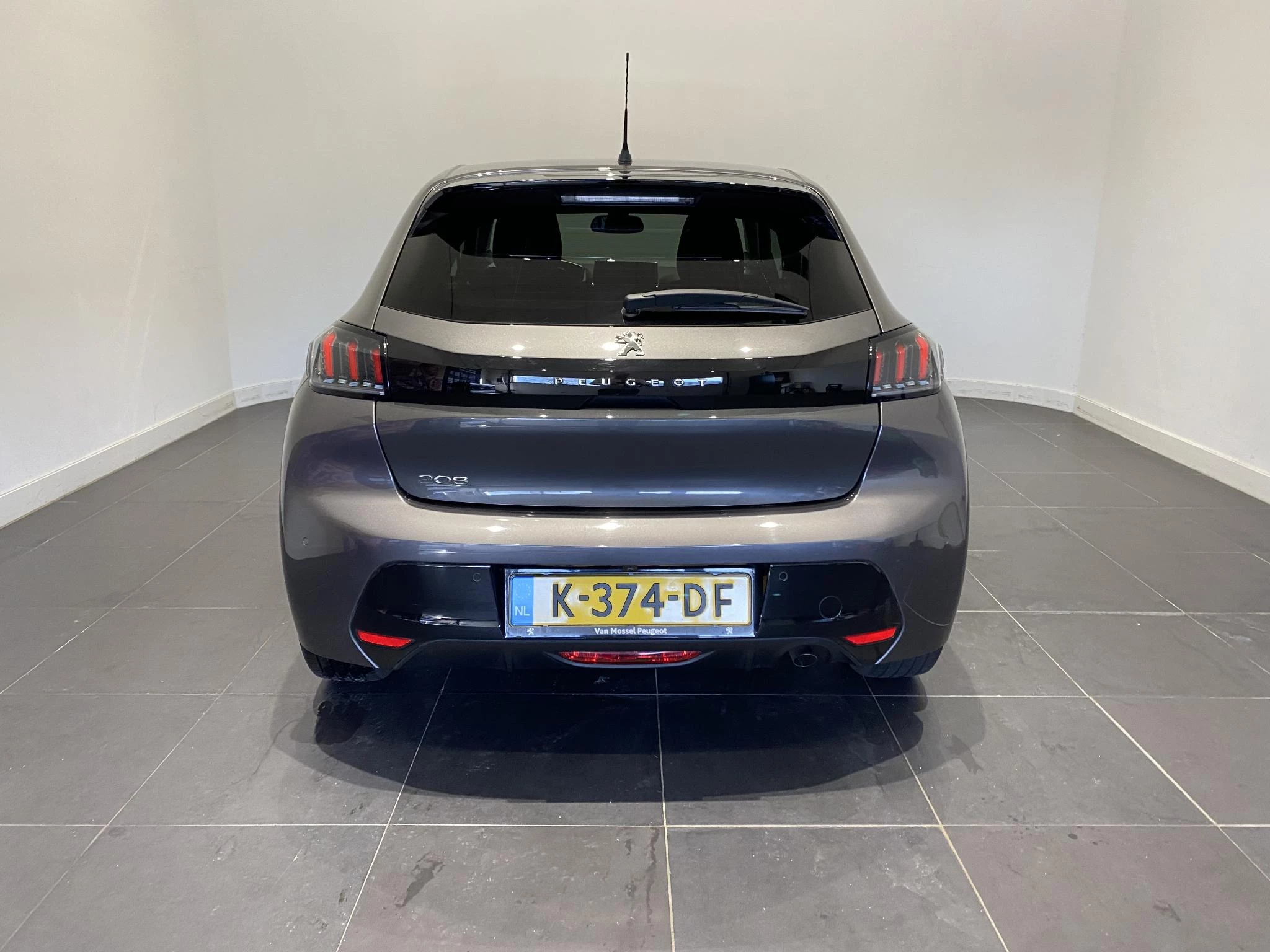 Peugeot-208-image-3