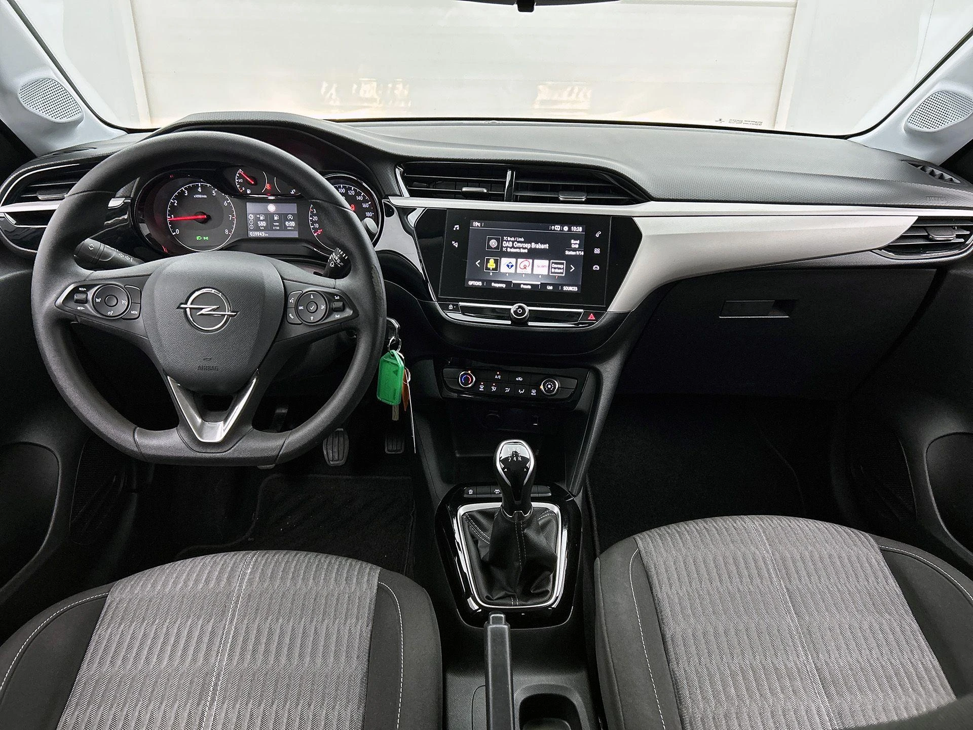 Opel-Corsa-image-19