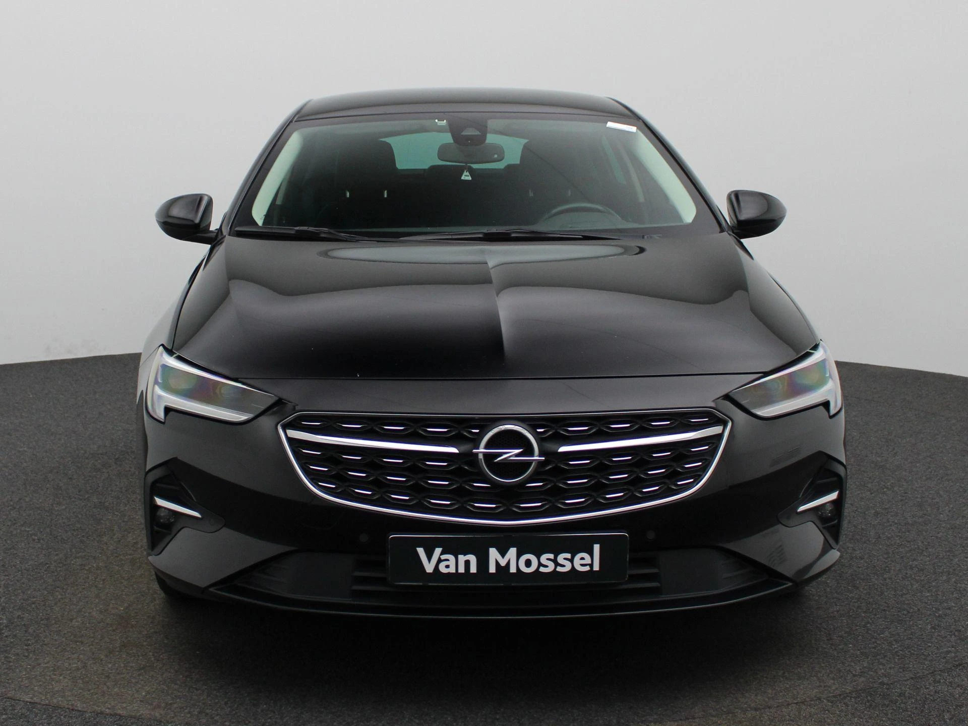 Opel-Insignia-image-2
